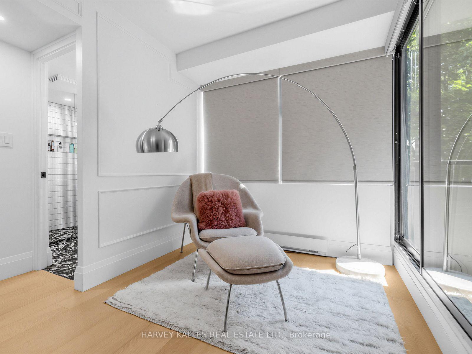 Photo 21 of Unit 404, 349 St. Clair Avenue W, Toronto, Casa Loma — HOMEH