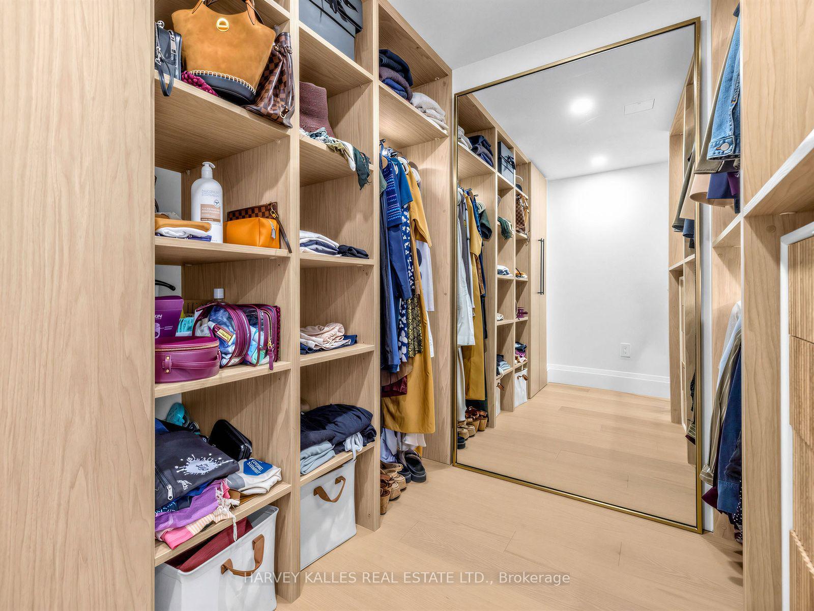 Photo 23 of Unit 404, 349 St. Clair Avenue W, Toronto, Casa Loma — HOMEH