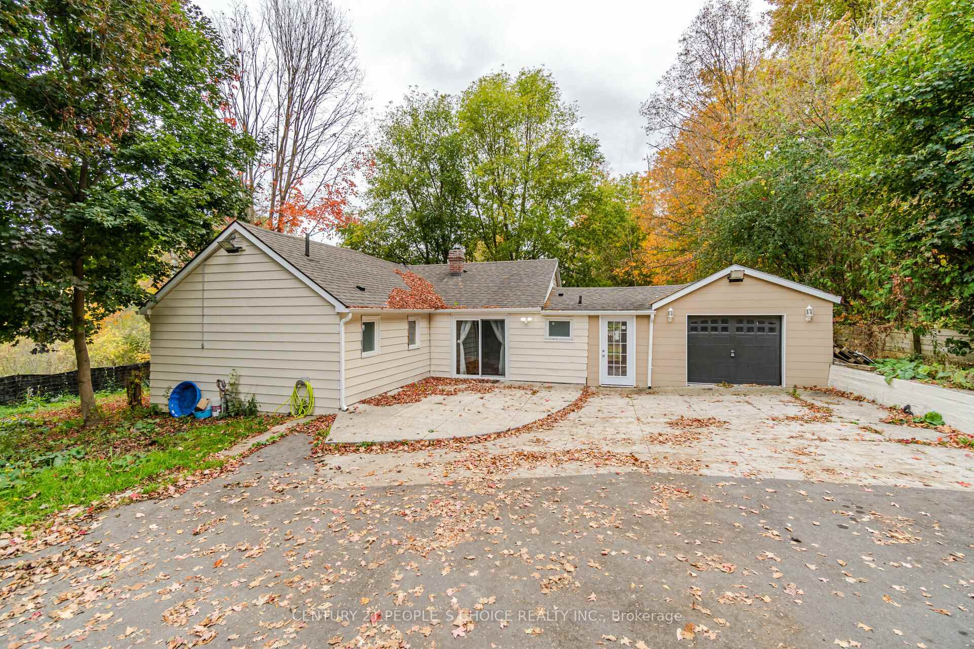 Photo 6 of 154 Simmons Street, Vaughan, Elder Mills — HOMEH