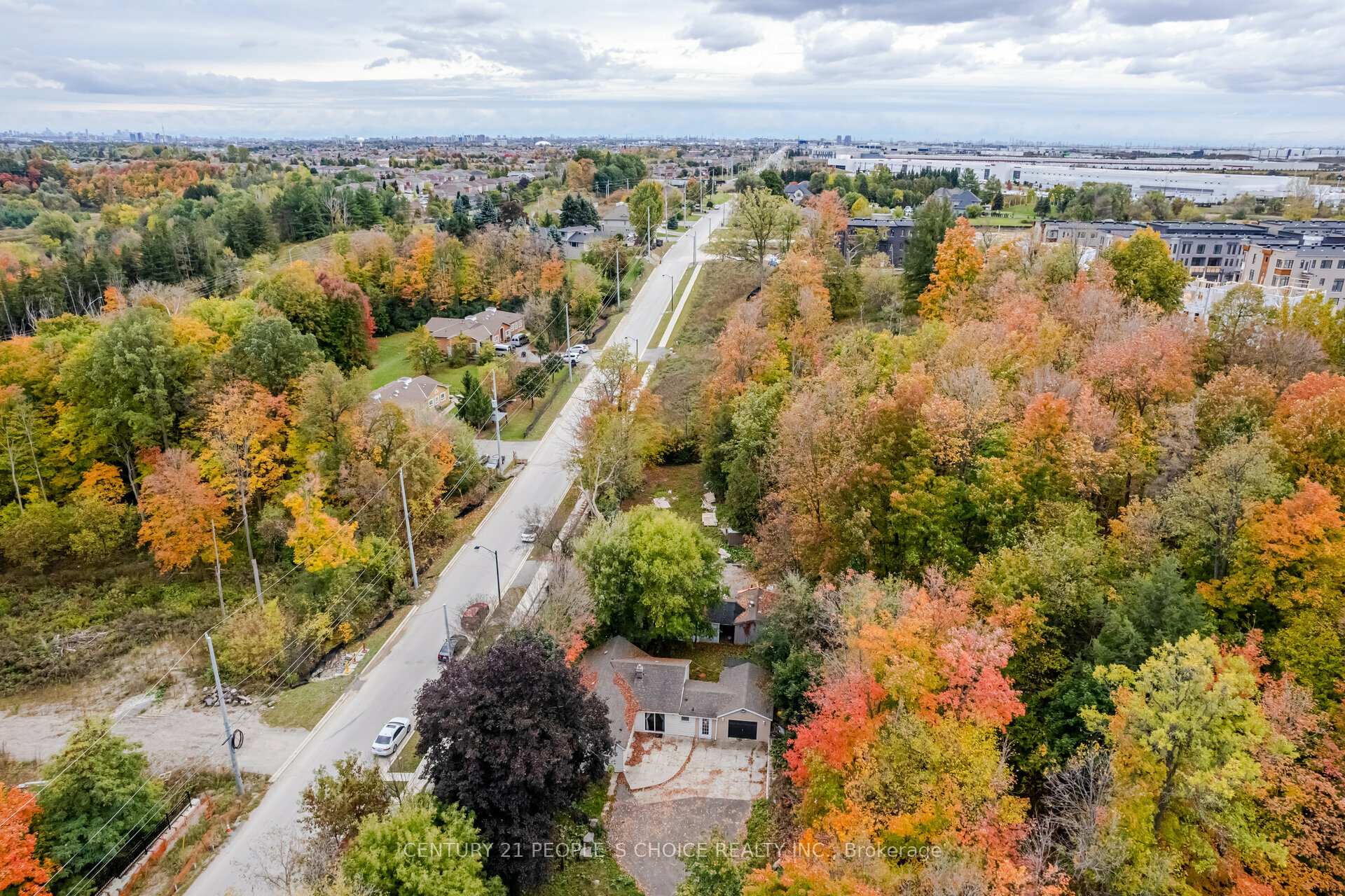 Photo 15 of 154 Simmons Street, Vaughan, Elder Mills — HOMEH