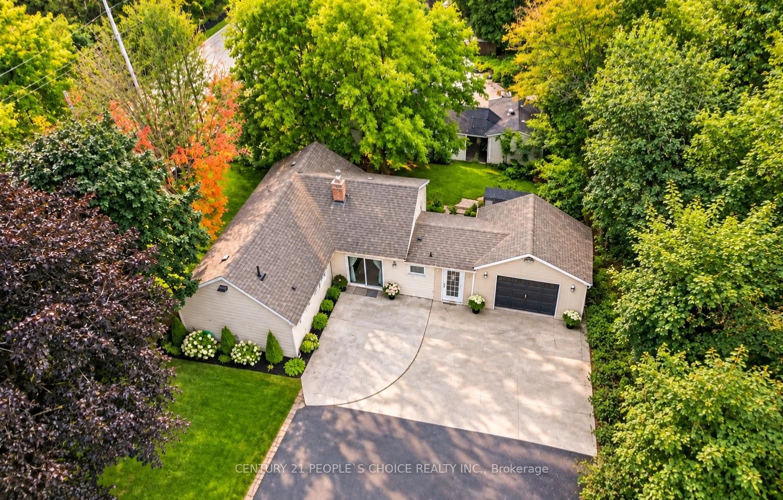 Photo 2 of 154 Simmons Street, Vaughan, Elder Mills — HOMEH