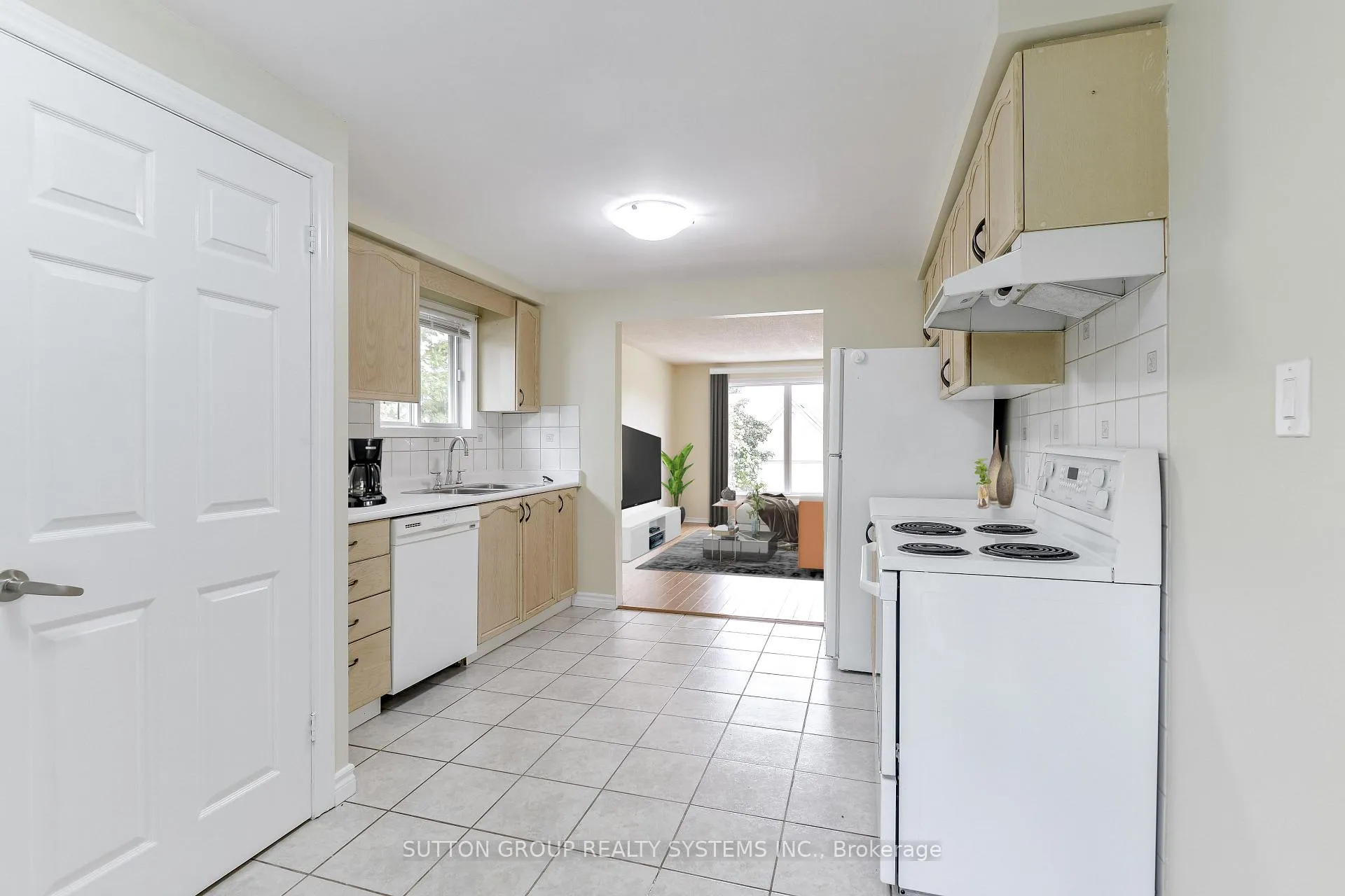 Photo 5 of Unit Upper, 36 Enfield Drive, Cambridge, Christopher-Champlain — HOMEH