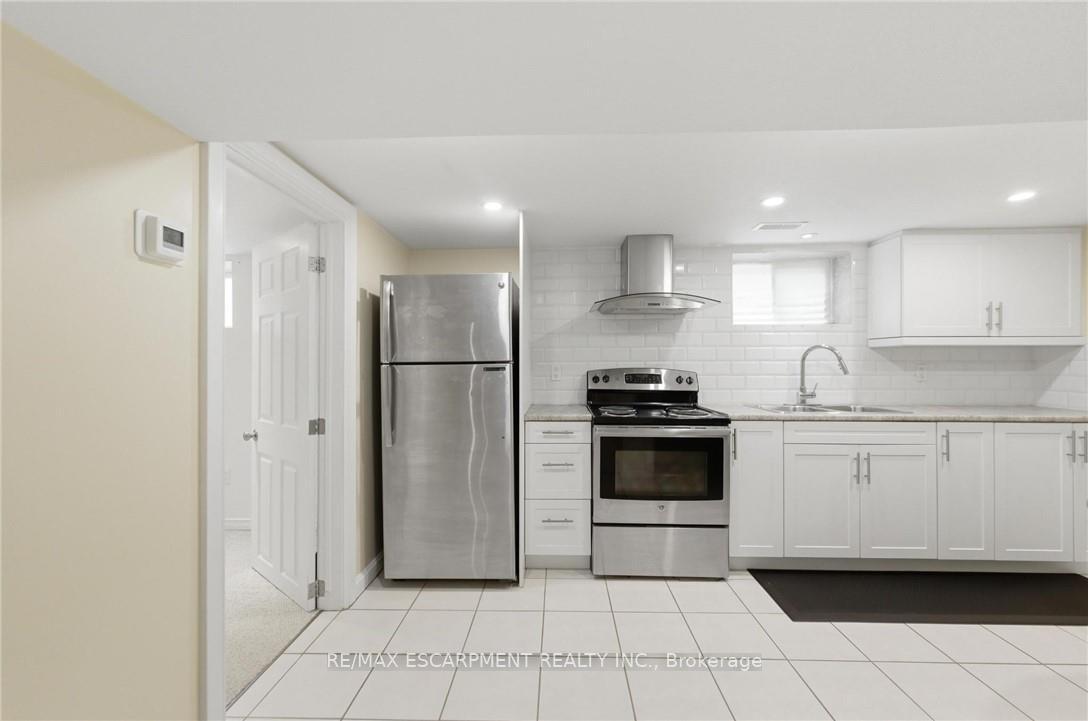 Photo 23 of 69 Nash Road S, Hamilton, Greenford — HOMEH