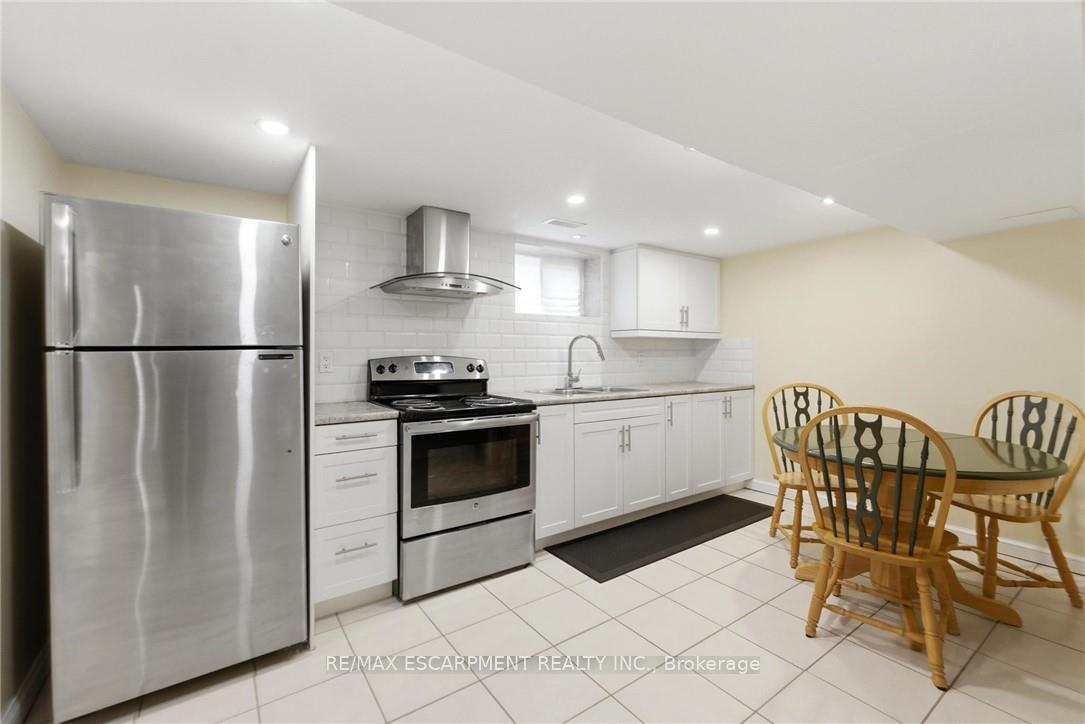 Photo 24 of 69 Nash Road S, Hamilton, Greenford — HOMEH
