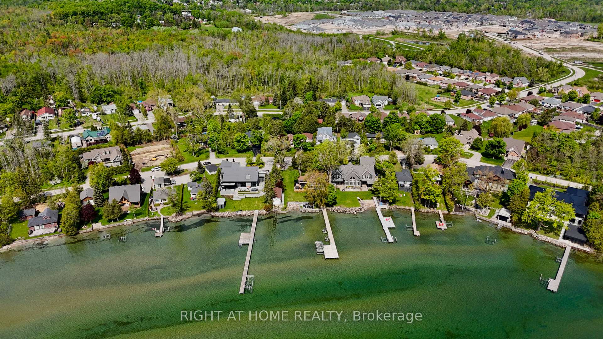 Photo 4 of 2802 Ireton Street, Innisfil, Alcona — HOMEH