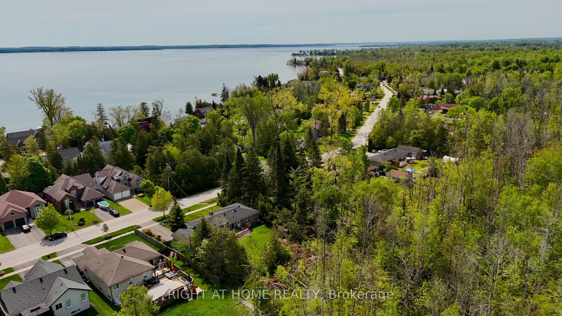 Photo 5 of 2802 Ireton Street, Innisfil, Alcona — HOMEH