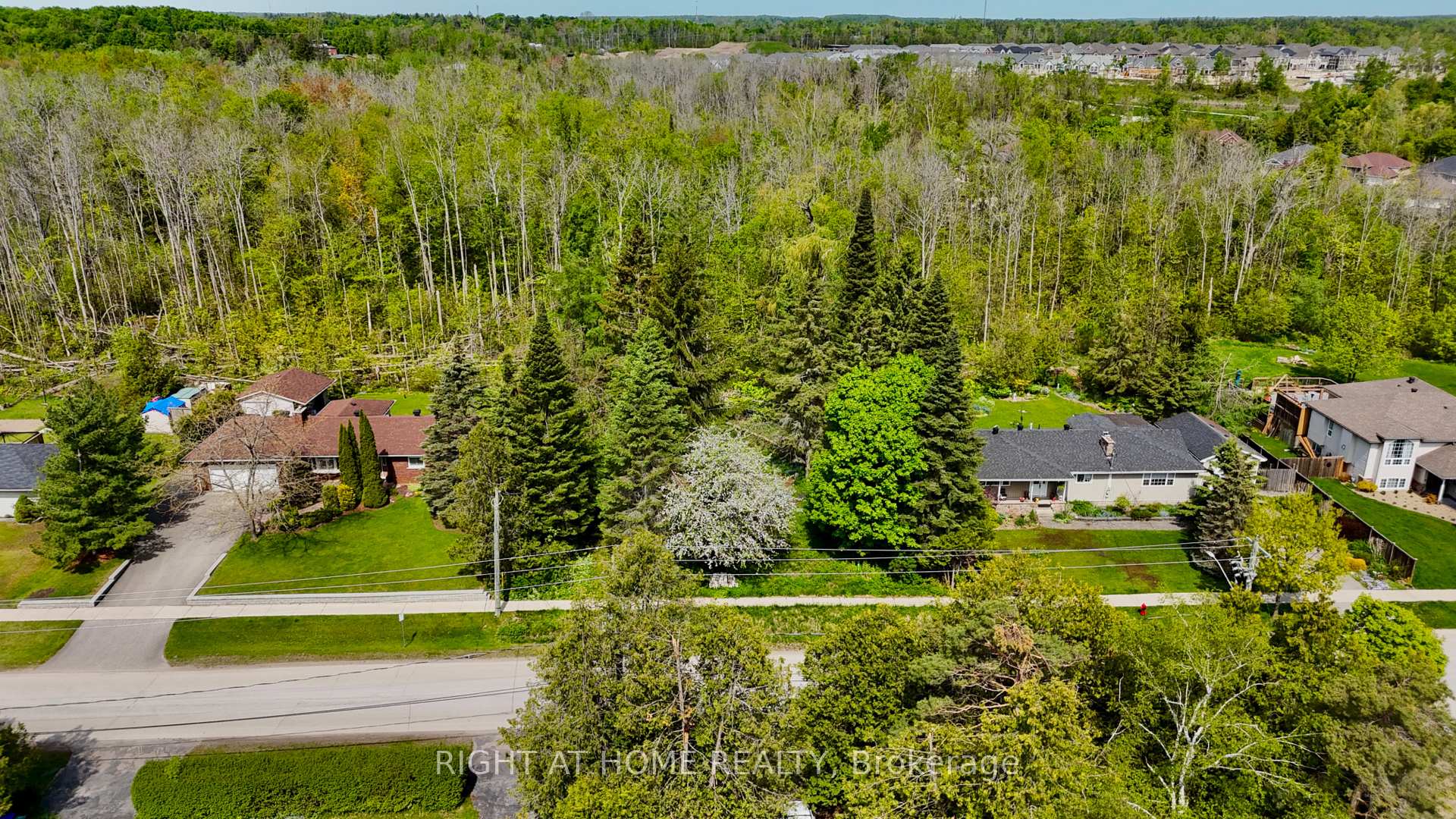 Photo 14 of 2802 Ireton Street, Innisfil, Alcona — HOMEH