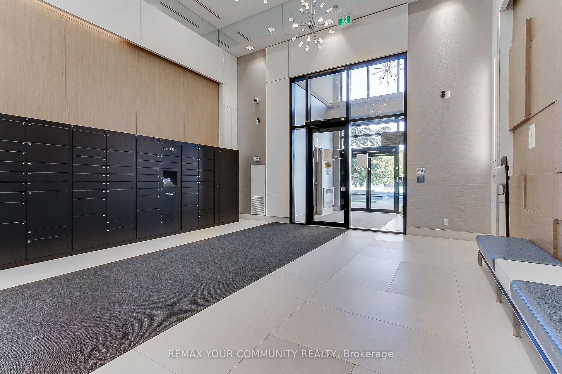Photo 4 of Unit 307, 25 Water Walk Drive, Markham, Unionville — HOMEH