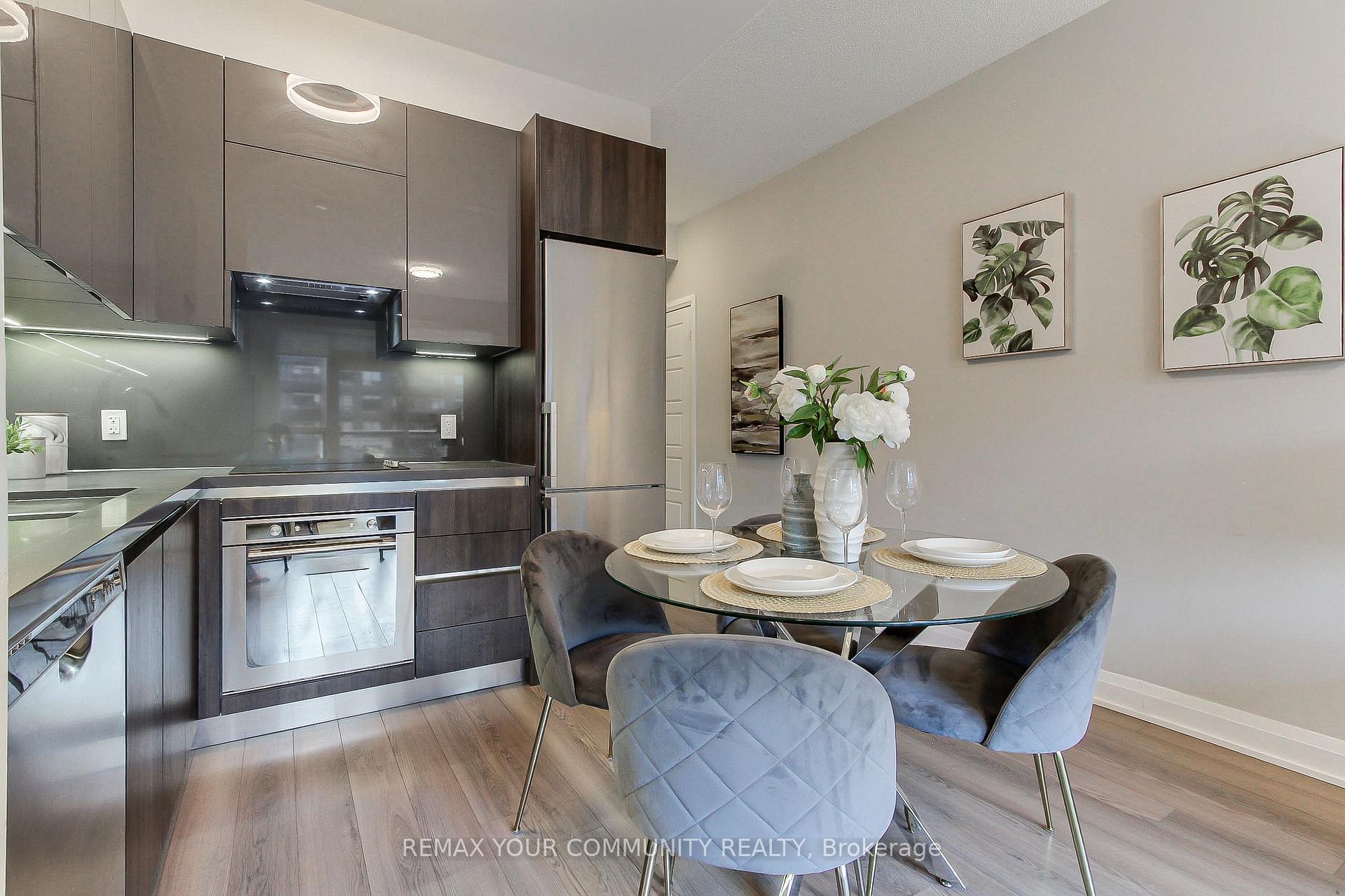 Photo 12 of Unit 307, 25 Water Walk Drive, Markham, Unionville — HOMEH