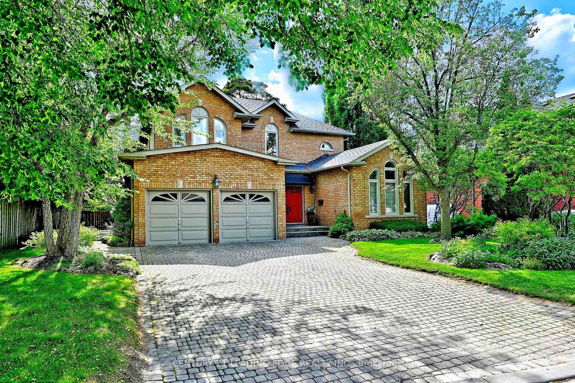 Photo 3 of 7 Normandale Road, Markham, Unionville — HOMEH