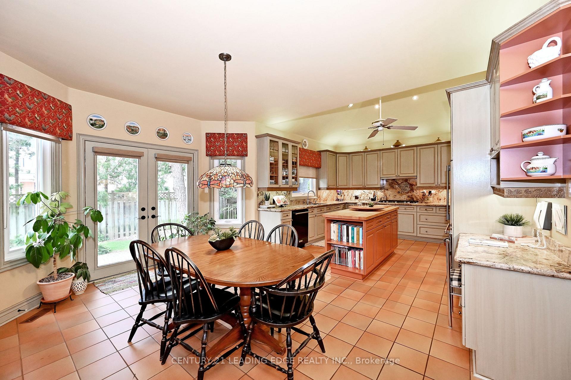 Photo 10 of 7 Normandale Road, Markham, Unionville — HOMEH