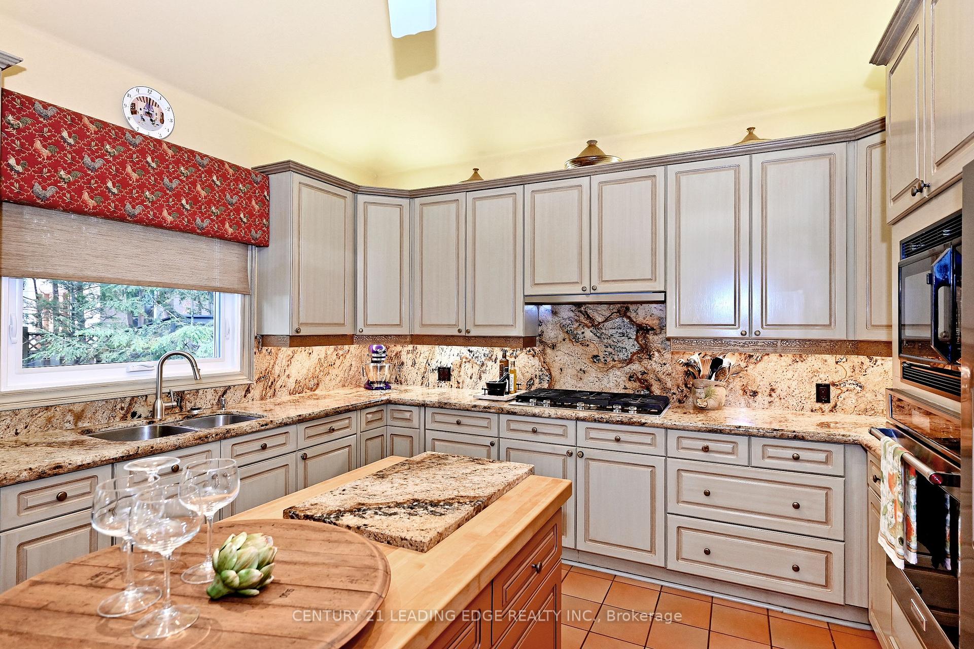 Photo 12 of 7 Normandale Road, Markham, Unionville — HOMEH