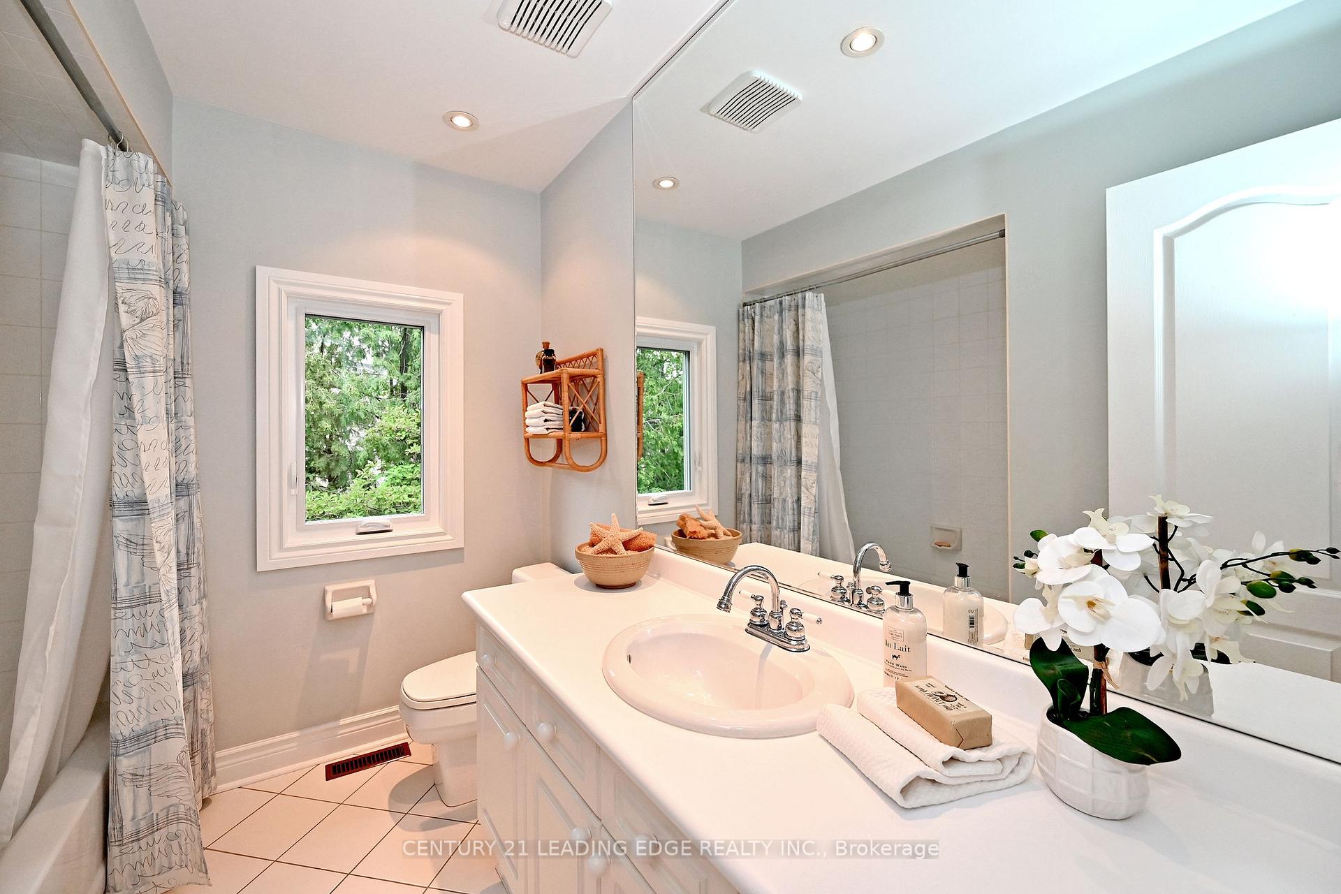 Photo 35 of 7 Normandale Road, Markham, Unionville — HOMEH