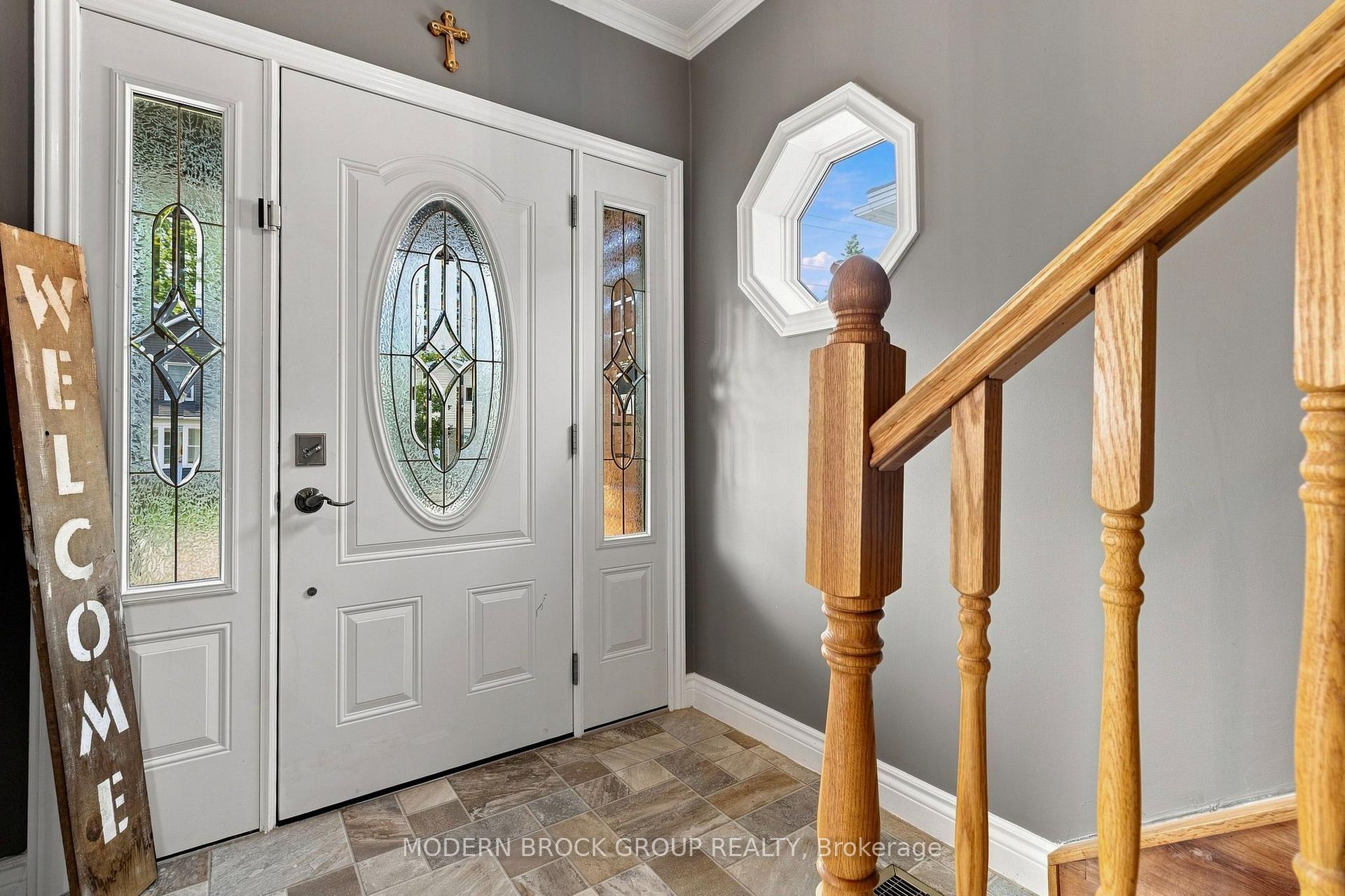 Photo 14 of 59 Schofield Avenue, Brockville, Brockville — HOMEH