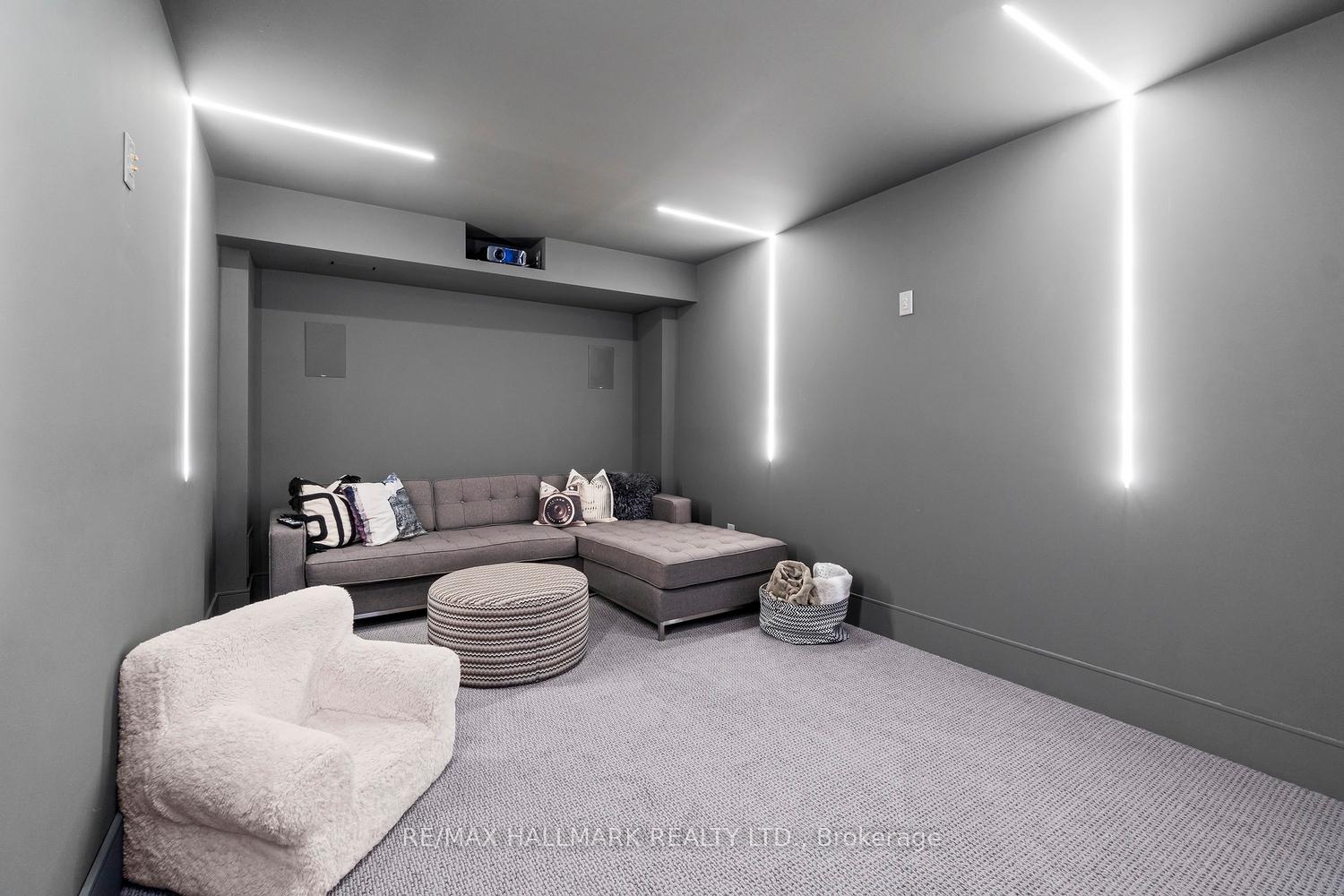 Photo 19 of 1403 Wren Avenue, Oakville, West — HOMEH