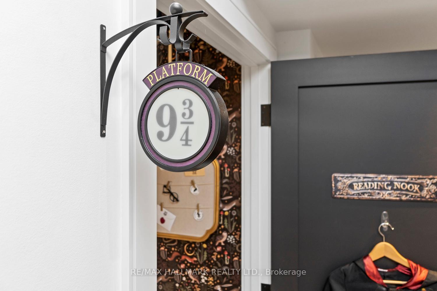Photo 21 of 1403 Wren Avenue, Oakville, West — HOMEH