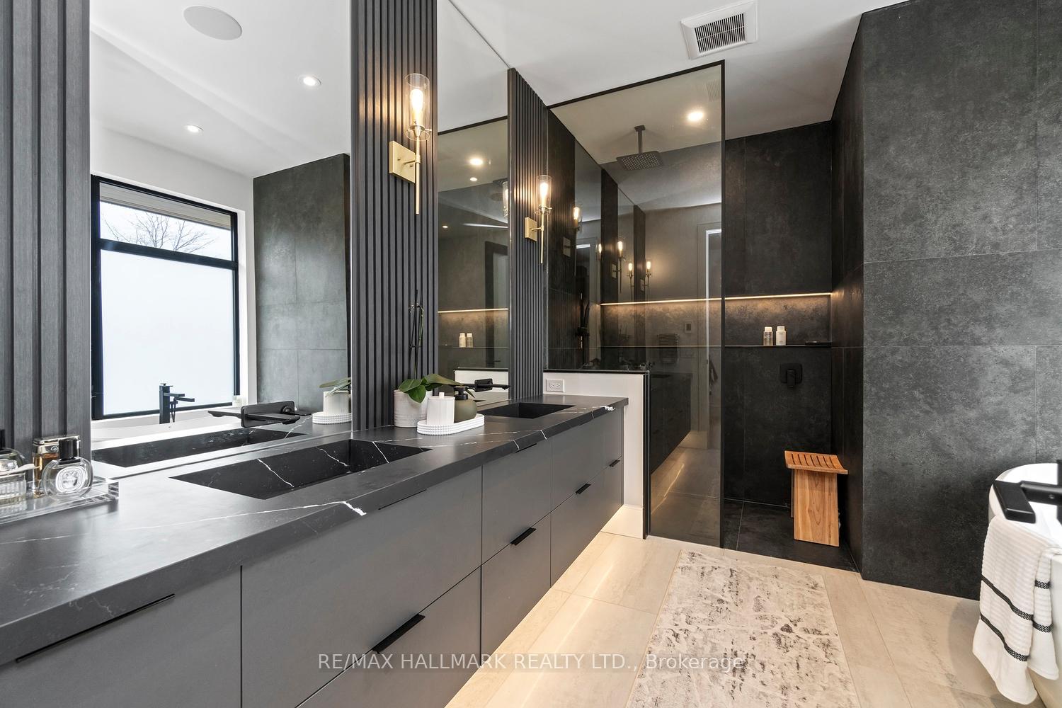 Photo 36 of 1403 Wren Avenue, Oakville, West — HOMEH