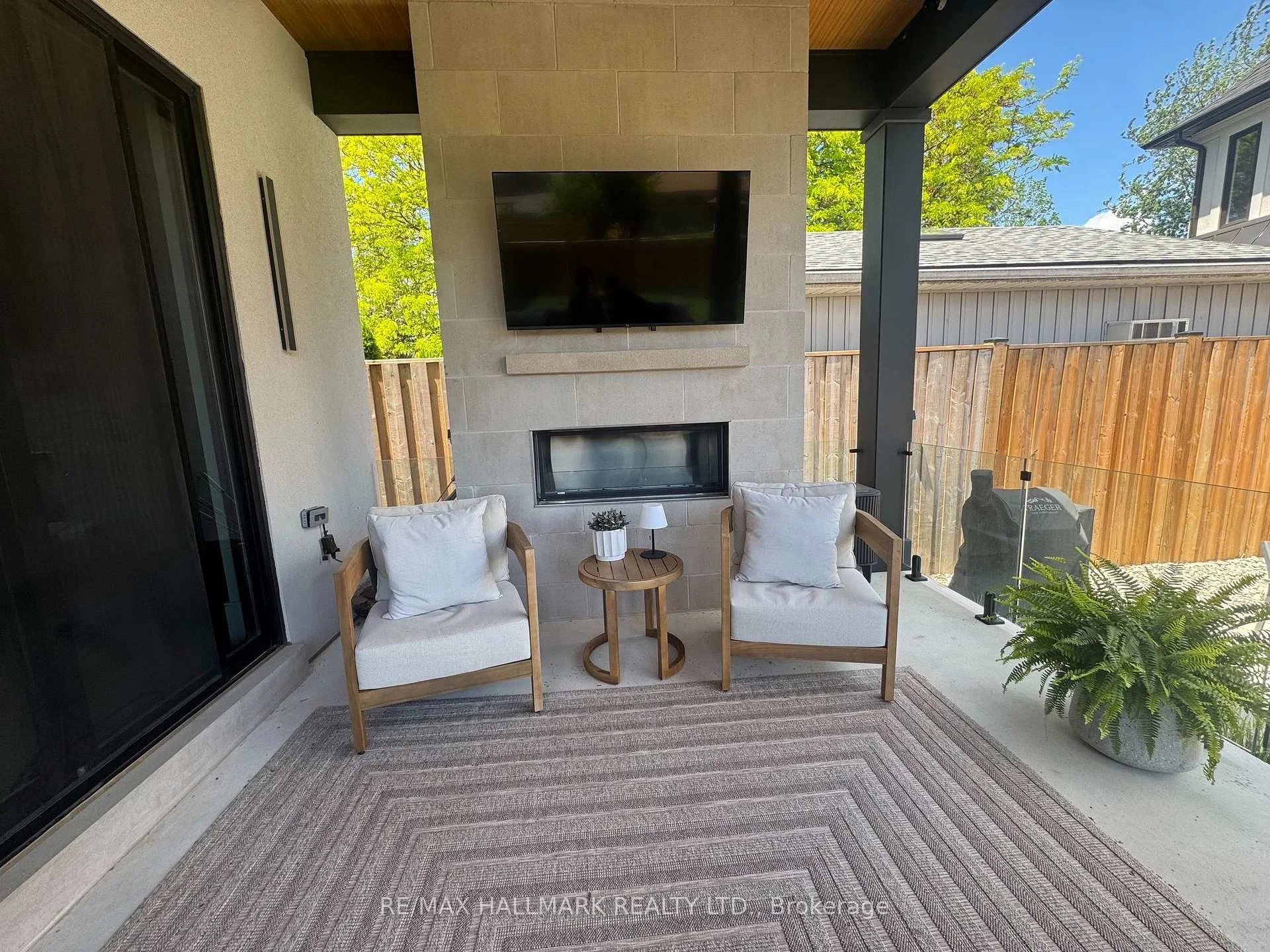 Photo 49 of 1403 Wren Avenue, Oakville, West — HOMEH