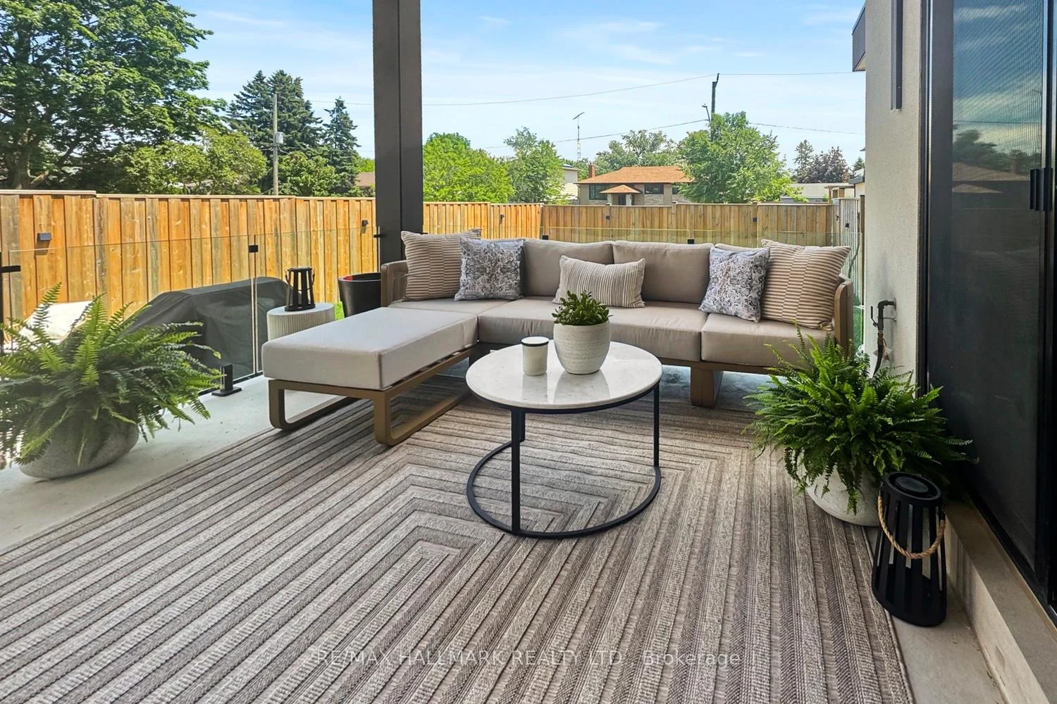 Photo 48 of 1403 Wren Avenue, Oakville, West — HOMEH