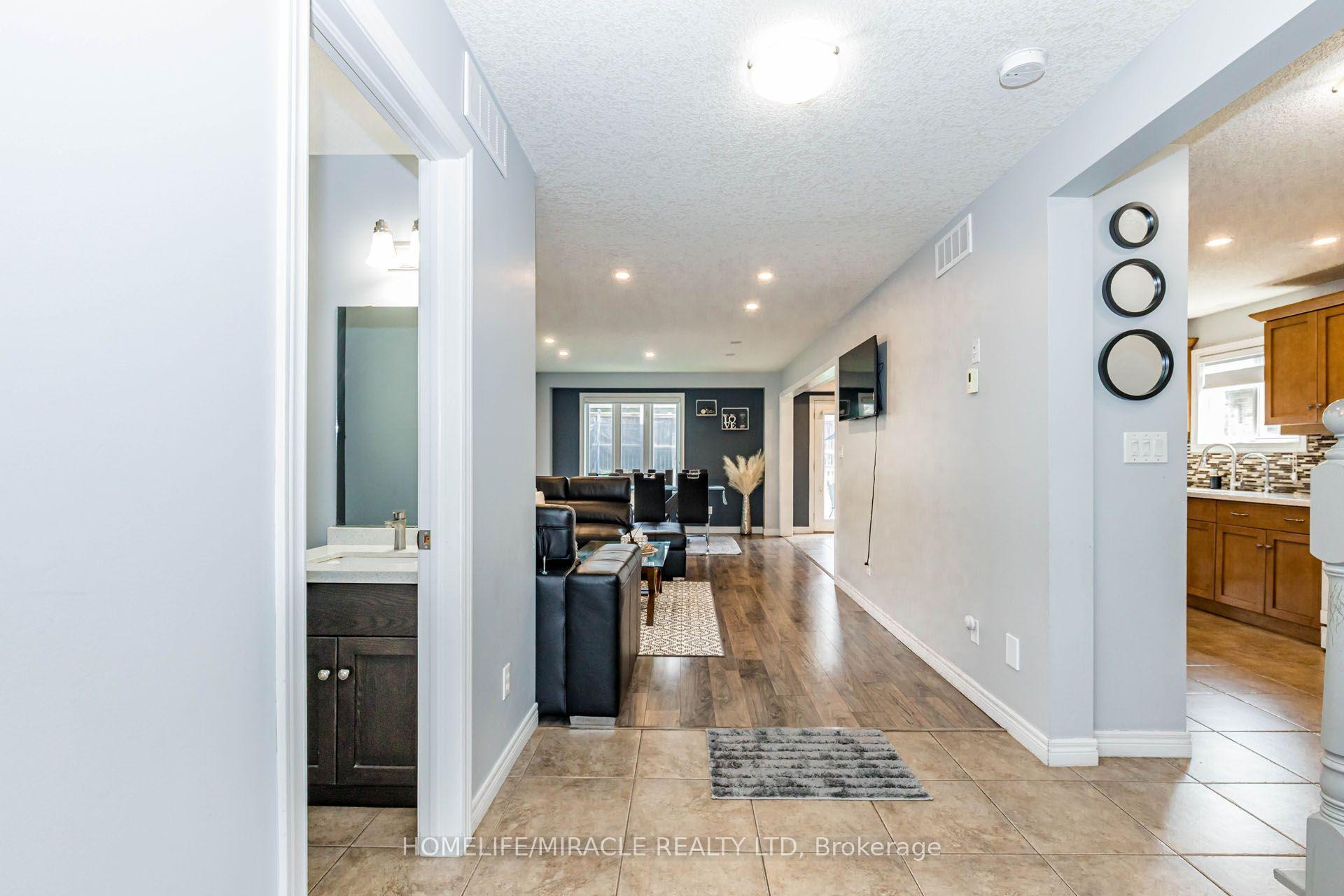 Photo 6 of 39 Washburn Drive, Guelph, Grange Road — HOMEH