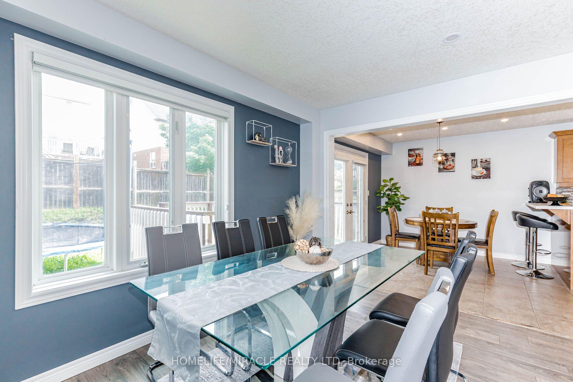 Photo 12 of 39 Washburn Drive, Guelph, Grange Road — HOMEH