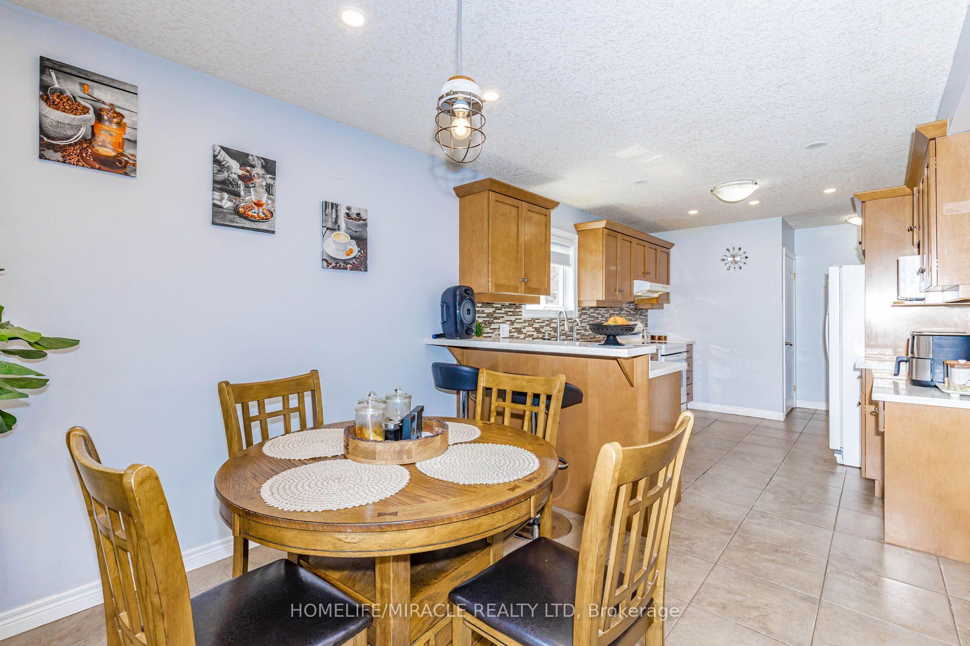 Photo 14 of 39 Washburn Drive, Guelph, Grange Road — HOMEH