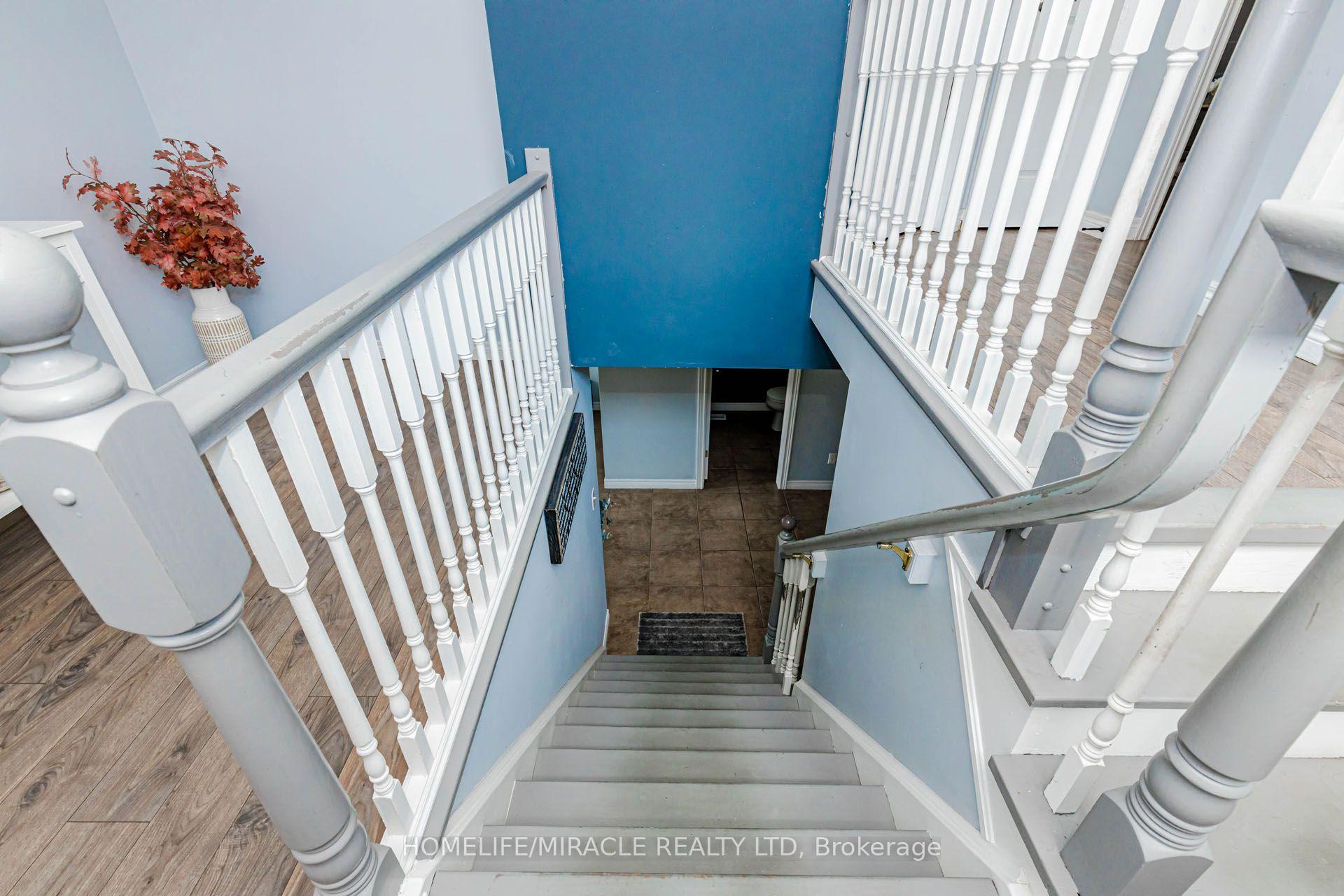 Photo 20 of 39 Washburn Drive, Guelph, Grange Road — HOMEH