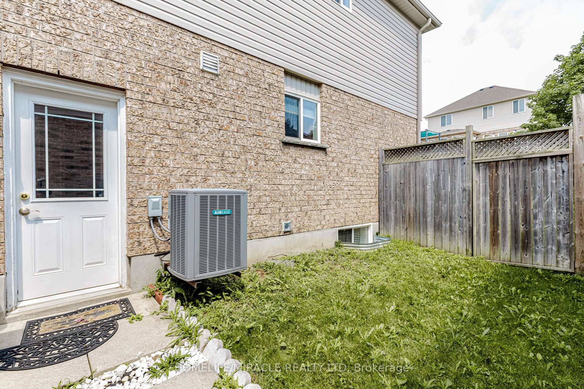 Photo 38 of 39 Washburn Drive, Guelph, Grange Road — HOMEH