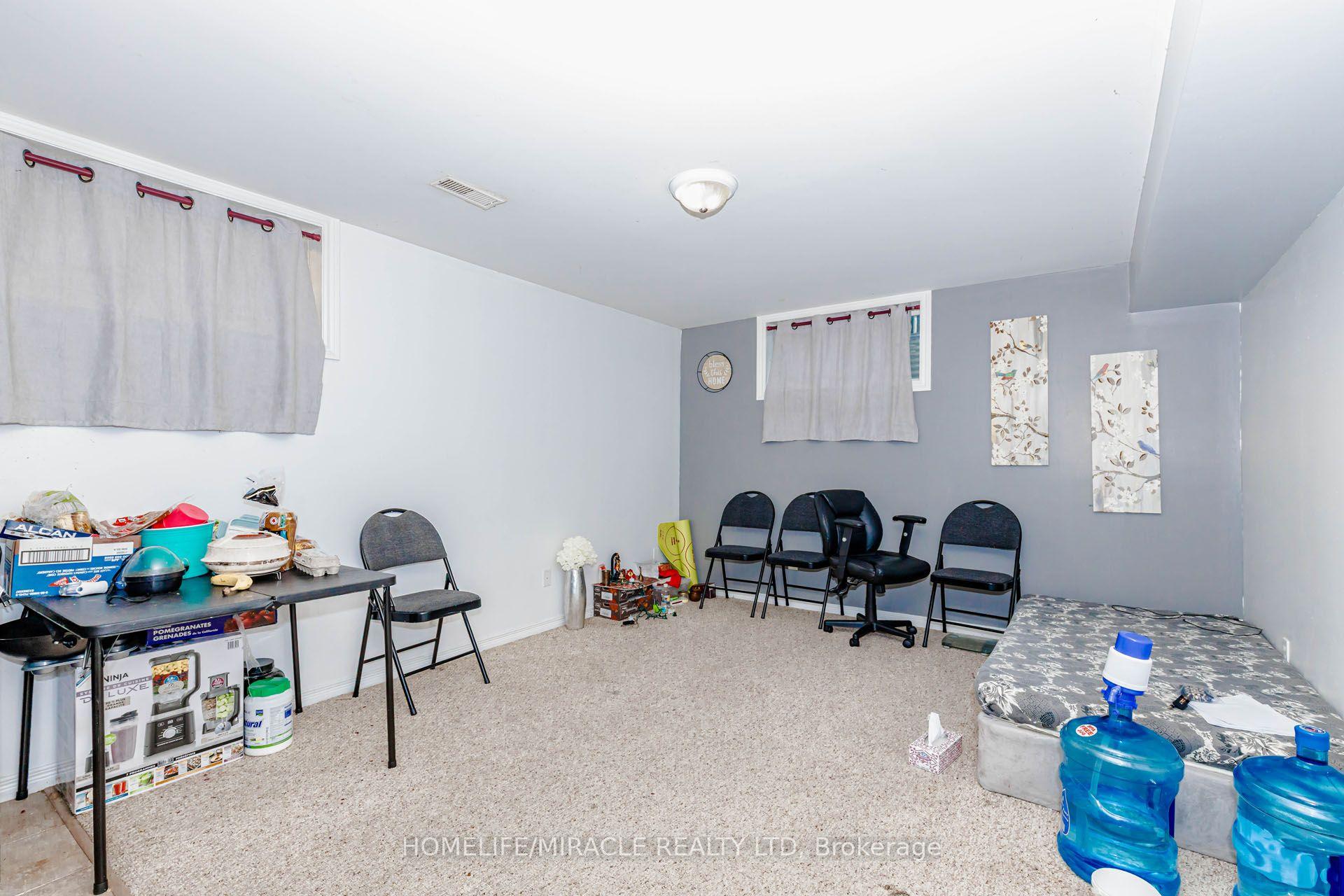 Photo 41 of 39 Washburn Drive, Guelph, Grange Road — HOMEH