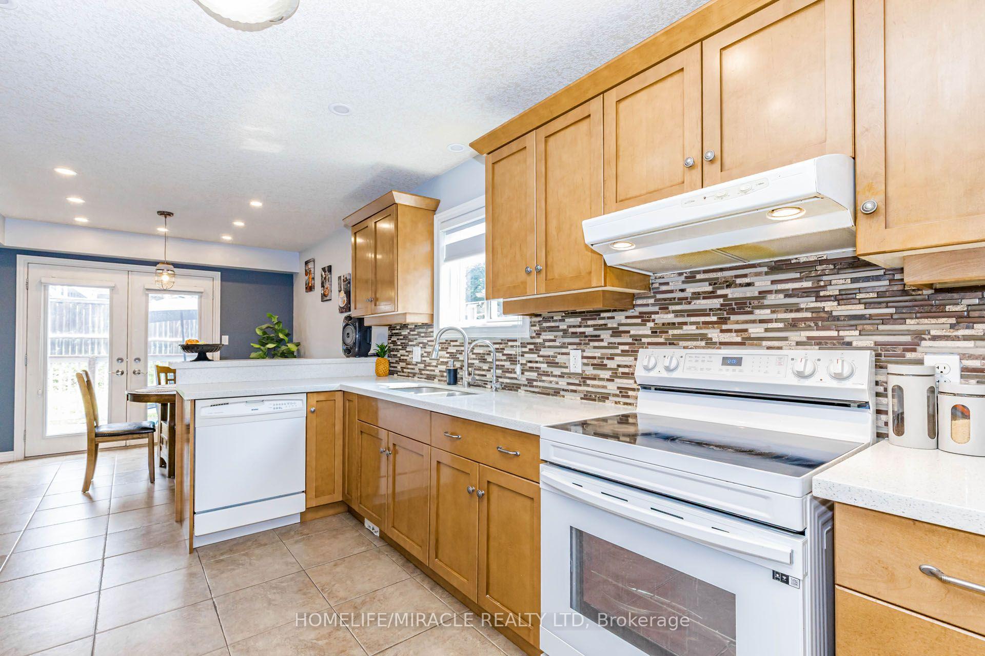 Photo 47 of 39 Washburn Drive, Guelph, Grange Road — HOMEH