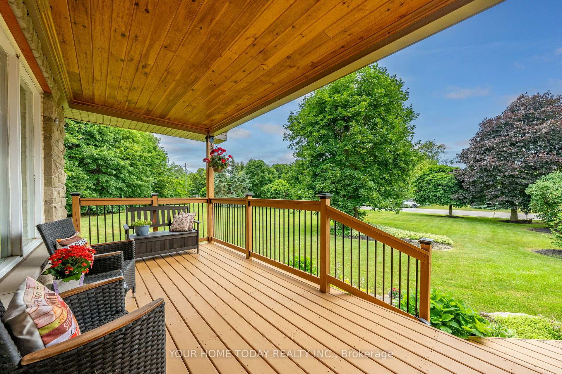 Photo 8 of 12950 Silvercreek Drive, Halton Hills, Rural Halton Hills — HOMEH