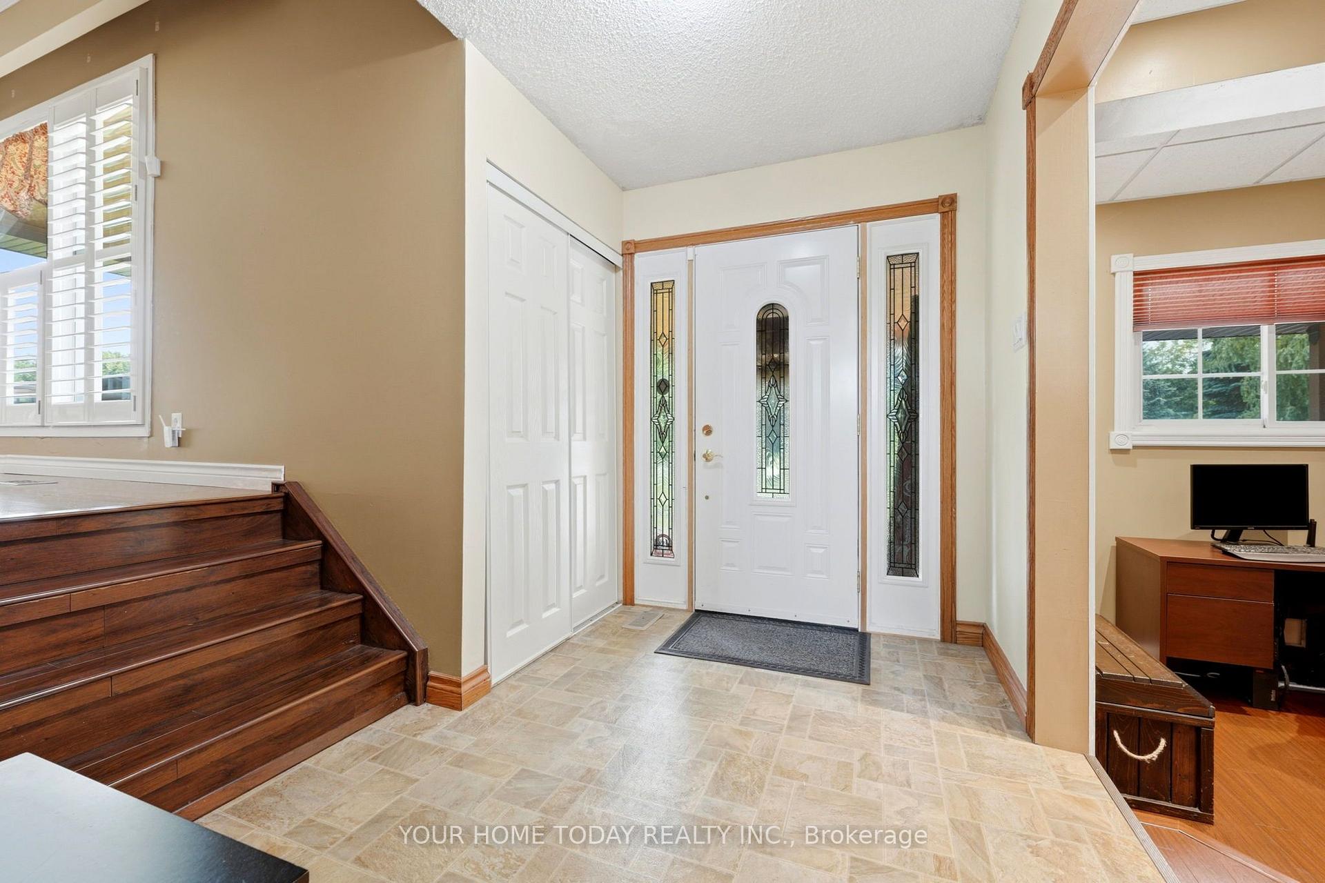 Photo 9 of 12950 Silvercreek Drive, Halton Hills, Rural Halton Hills — HOMEH