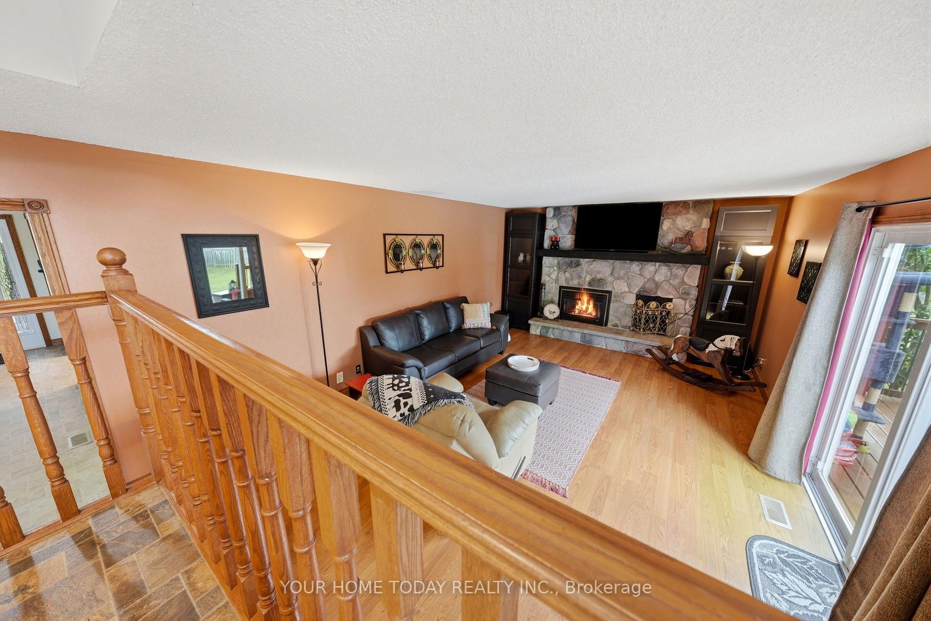 Photo 19 of 12950 Silvercreek Drive, Halton Hills, Rural Halton Hills — HOMEH