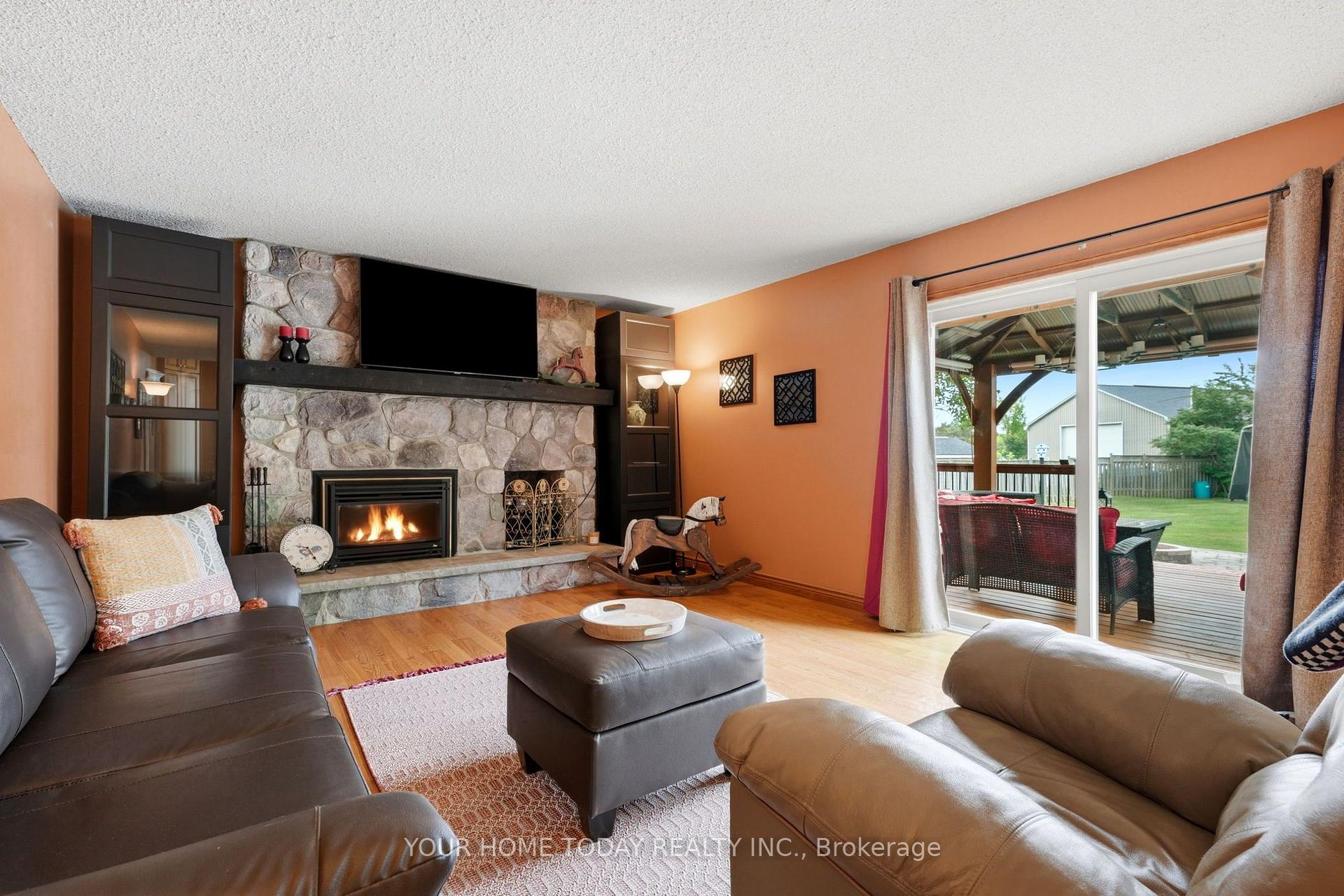 Photo 21 of 12950 Silvercreek Drive, Halton Hills, Rural Halton Hills — HOMEH