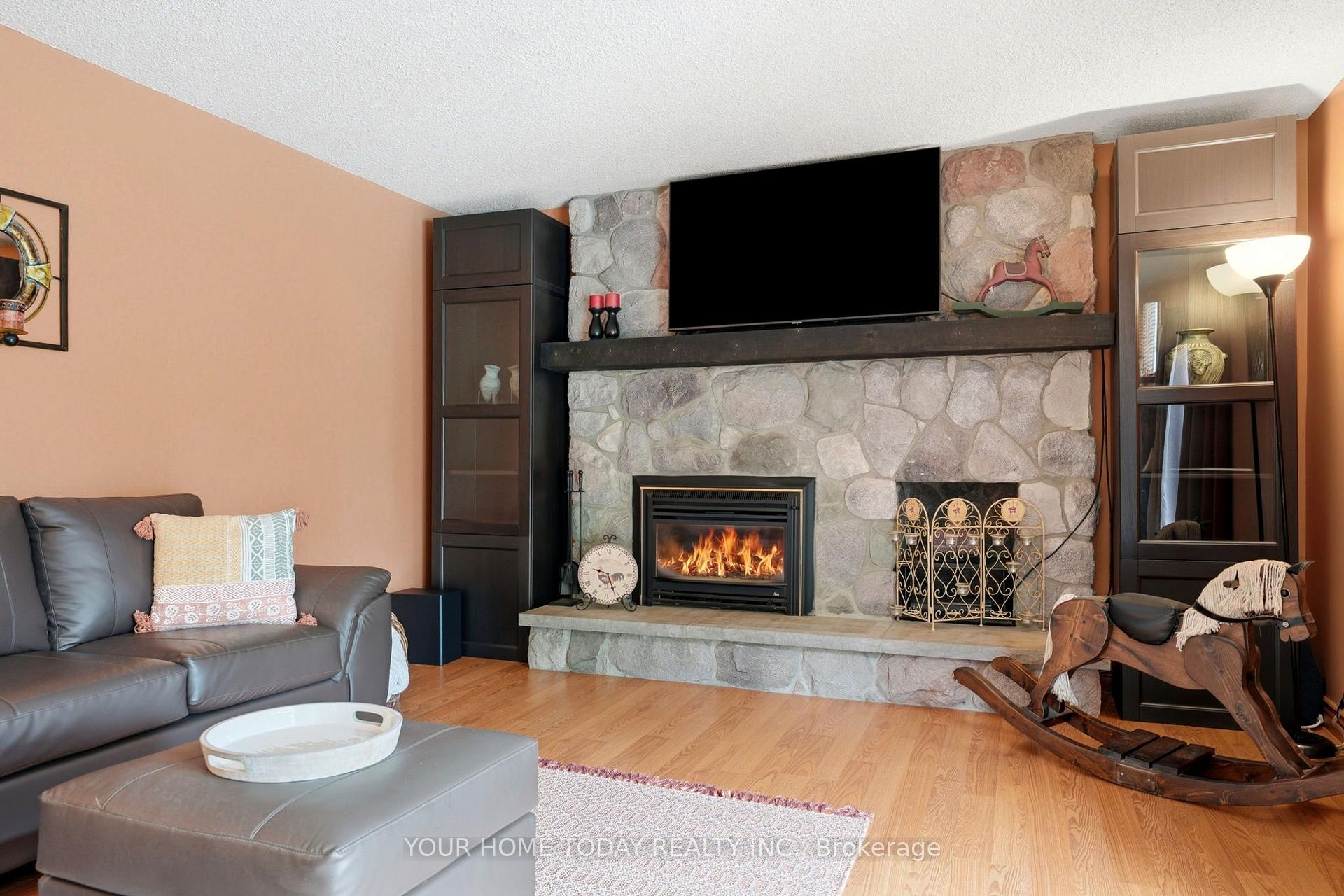 Photo 22 of 12950 Silvercreek Drive, Halton Hills, Rural Halton Hills — HOMEH