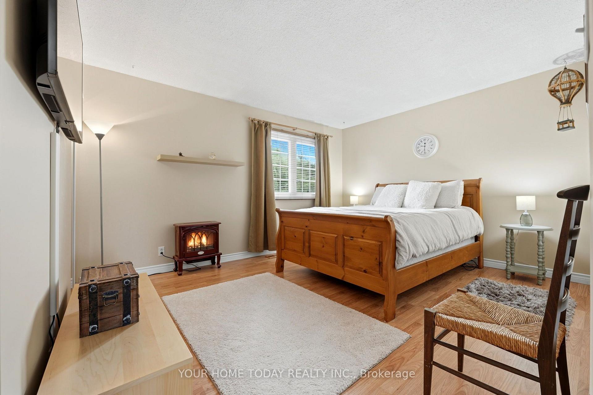 Photo 29 of 12950 Silvercreek Drive, Halton Hills, Rural Halton Hills — HOMEH