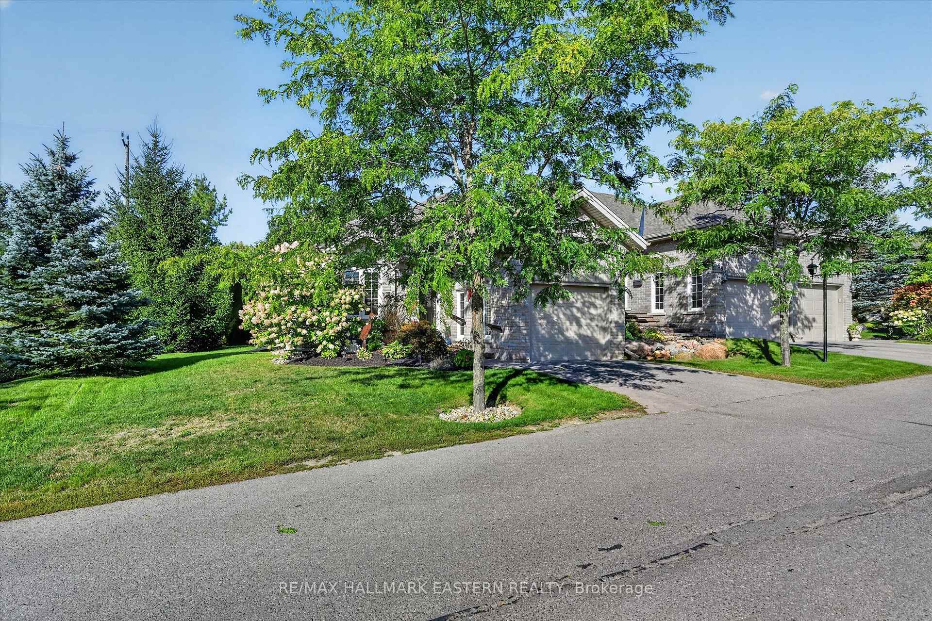 Photo 3 of Unit 96, 301 Carnegie Avenue, Peterborough, Northcrest Ward 5 — HOMEH
