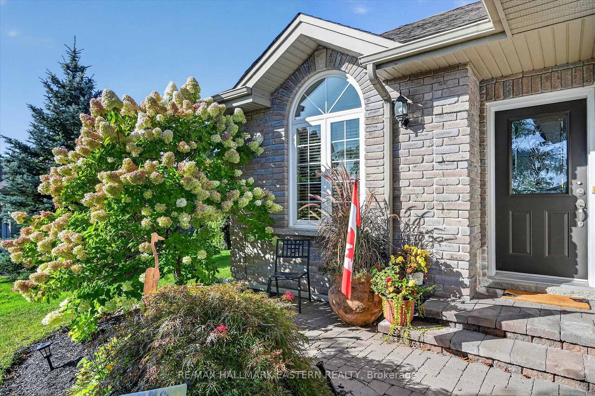 Photo 6 of Unit 96, 301 Carnegie Avenue, Peterborough, Northcrest Ward 5 — HOMEH