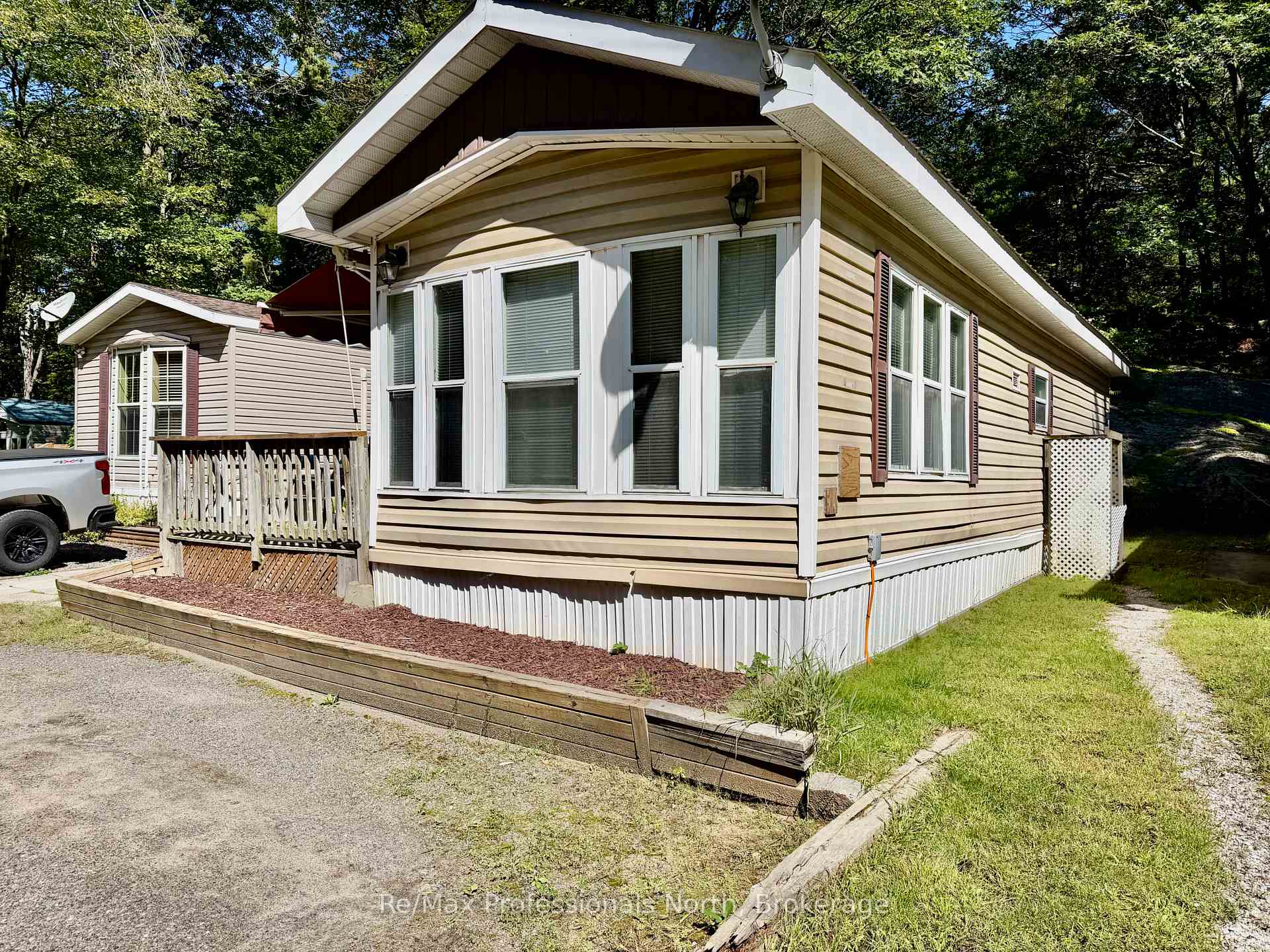 Photo of Unit 2, 1007 Racoon Road