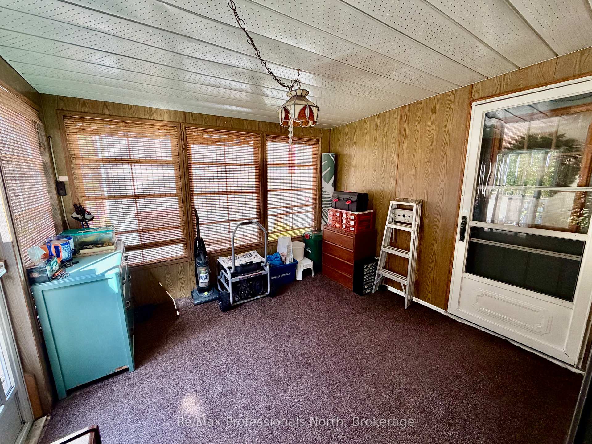 Photo 2 of Unit 2, 1007 Racoon Road, Gravenhurst, Morrison — HOMEH
