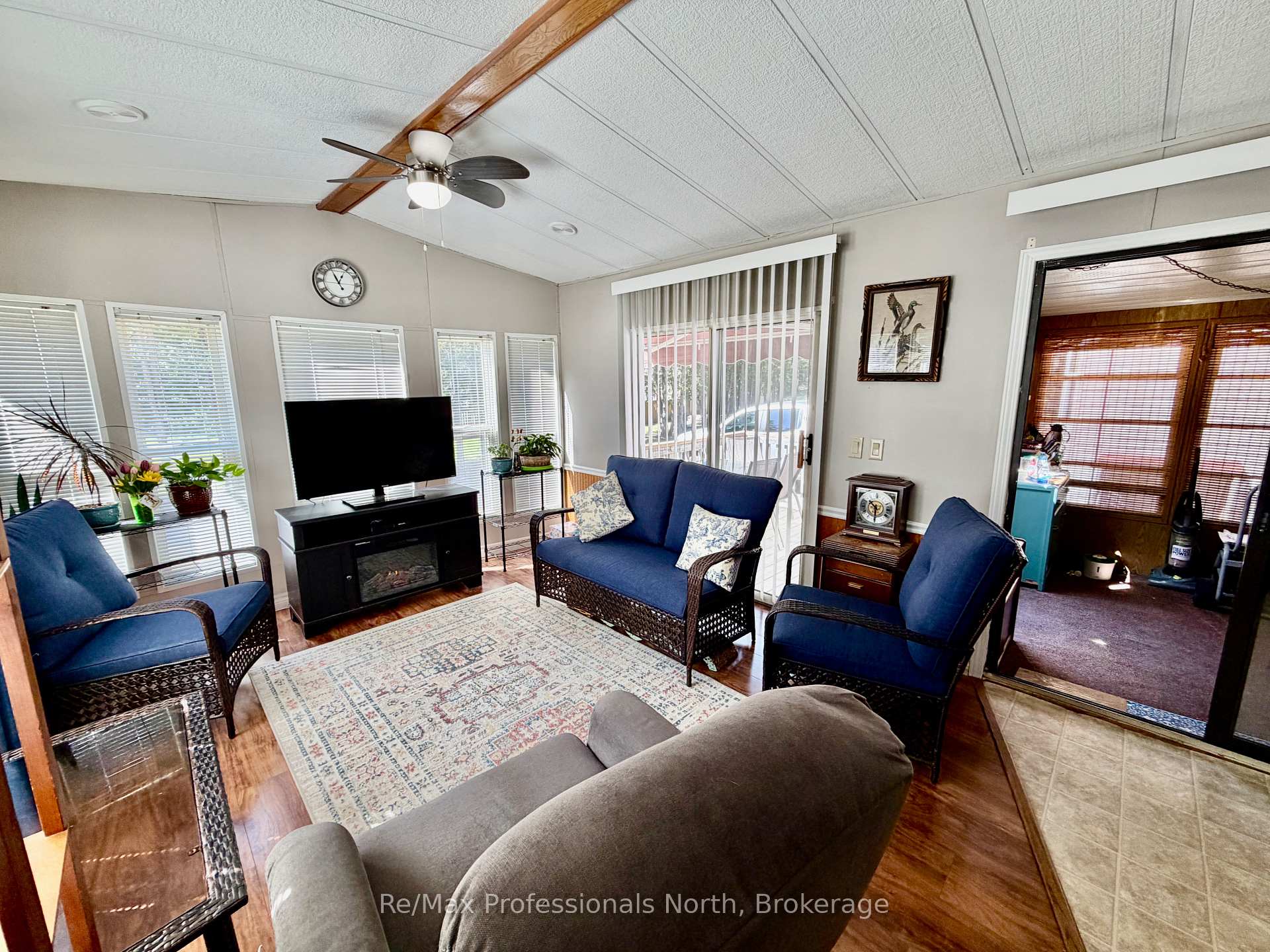 Photo 7 of Unit 2, 1007 Racoon Road, Gravenhurst, Morrison — HOMEH