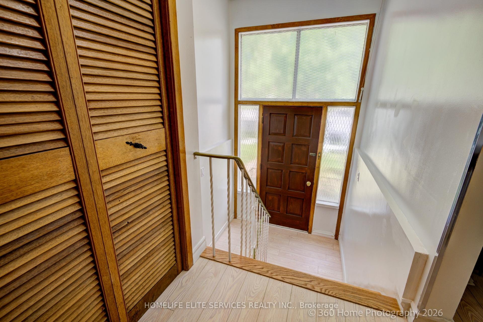 Photo 5 of 69 Castlebury Crescent, North York, Bayview Woods-Steeles — HOMEH