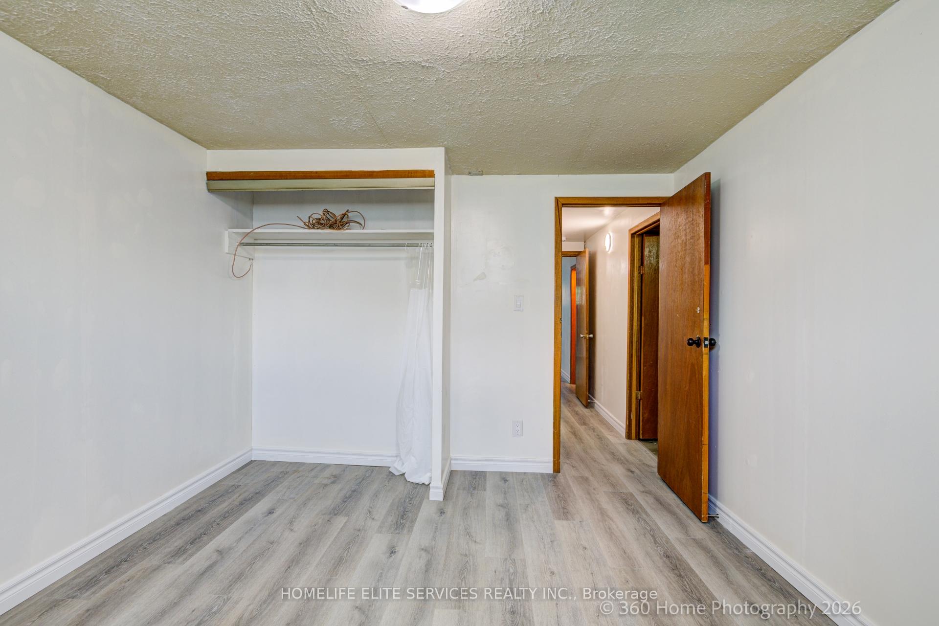 Photo 21 of 69 Castlebury Crescent, North York, Bayview Woods-Steeles — HOMEH