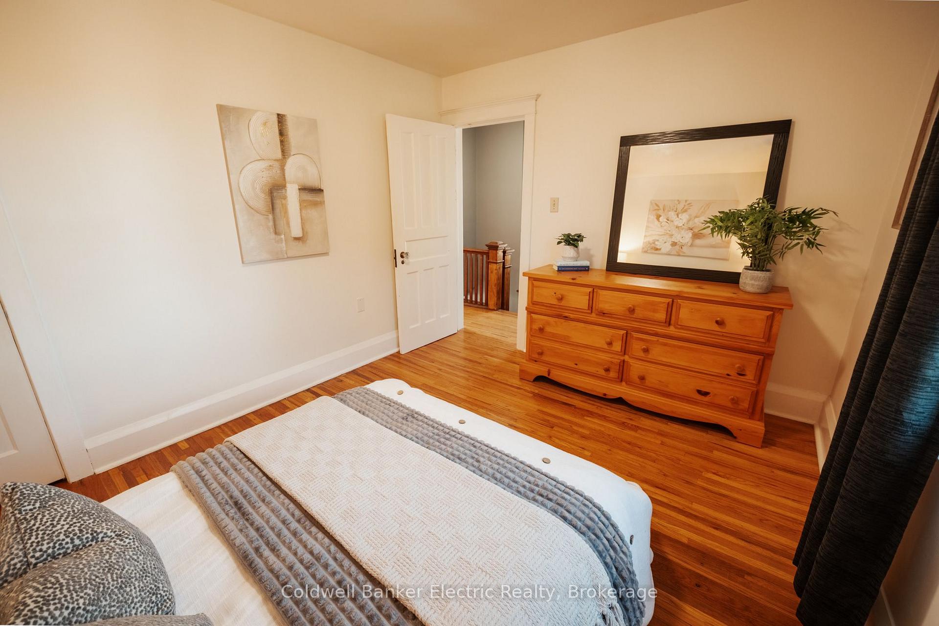 Photo 22 of 150 Montgomery Street, Peterborough, Otonabee Ward 1 — HOMEH