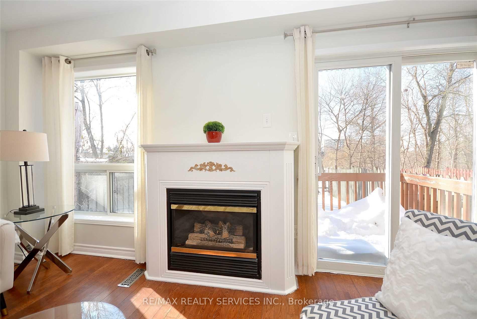 Photo 14 of 22 Berkindale Court, Brampton, Fletcher's Creek South — HOMEH