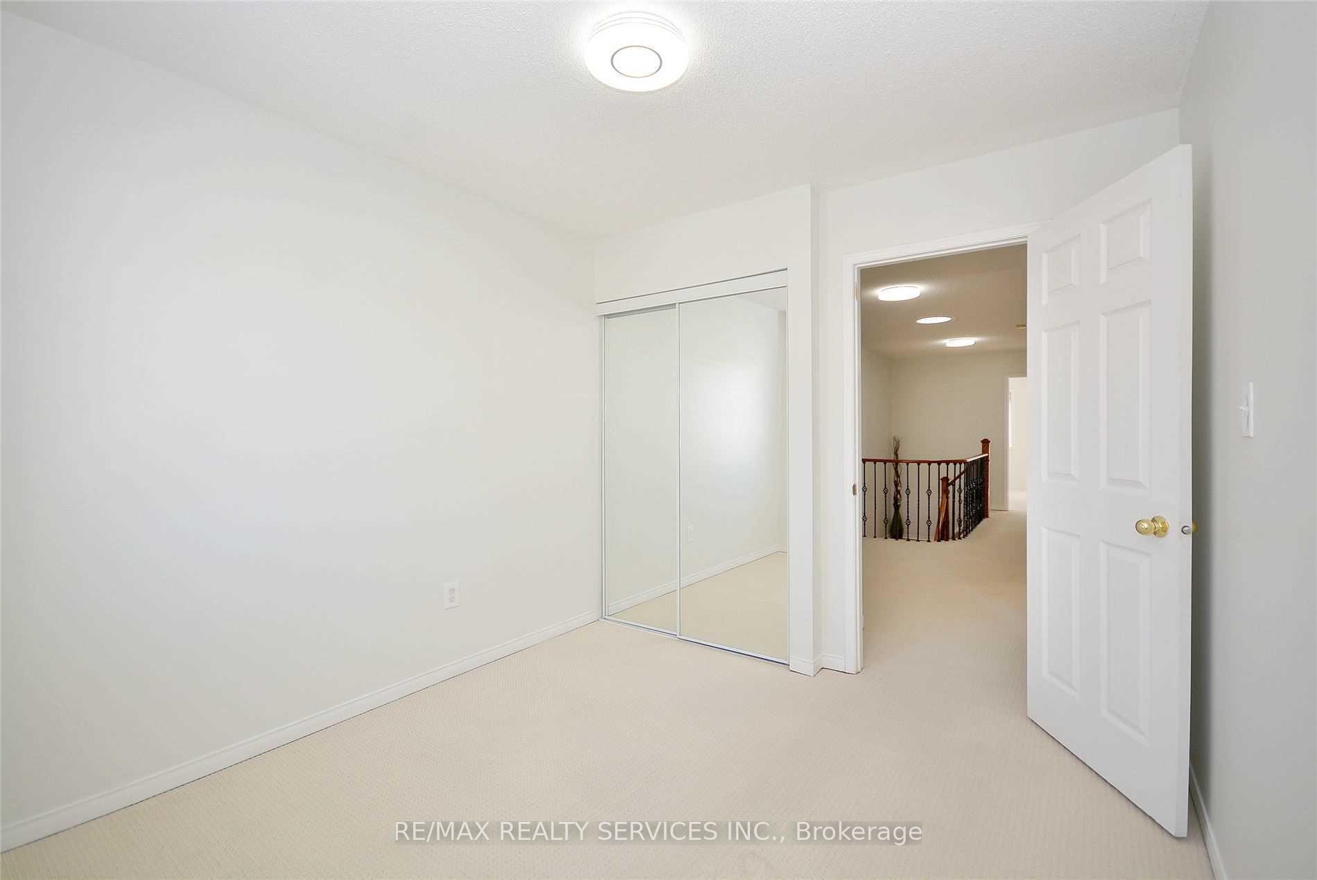 Photo 30 of 22 Berkindale Court, Brampton, Fletcher's Creek South — HOMEH