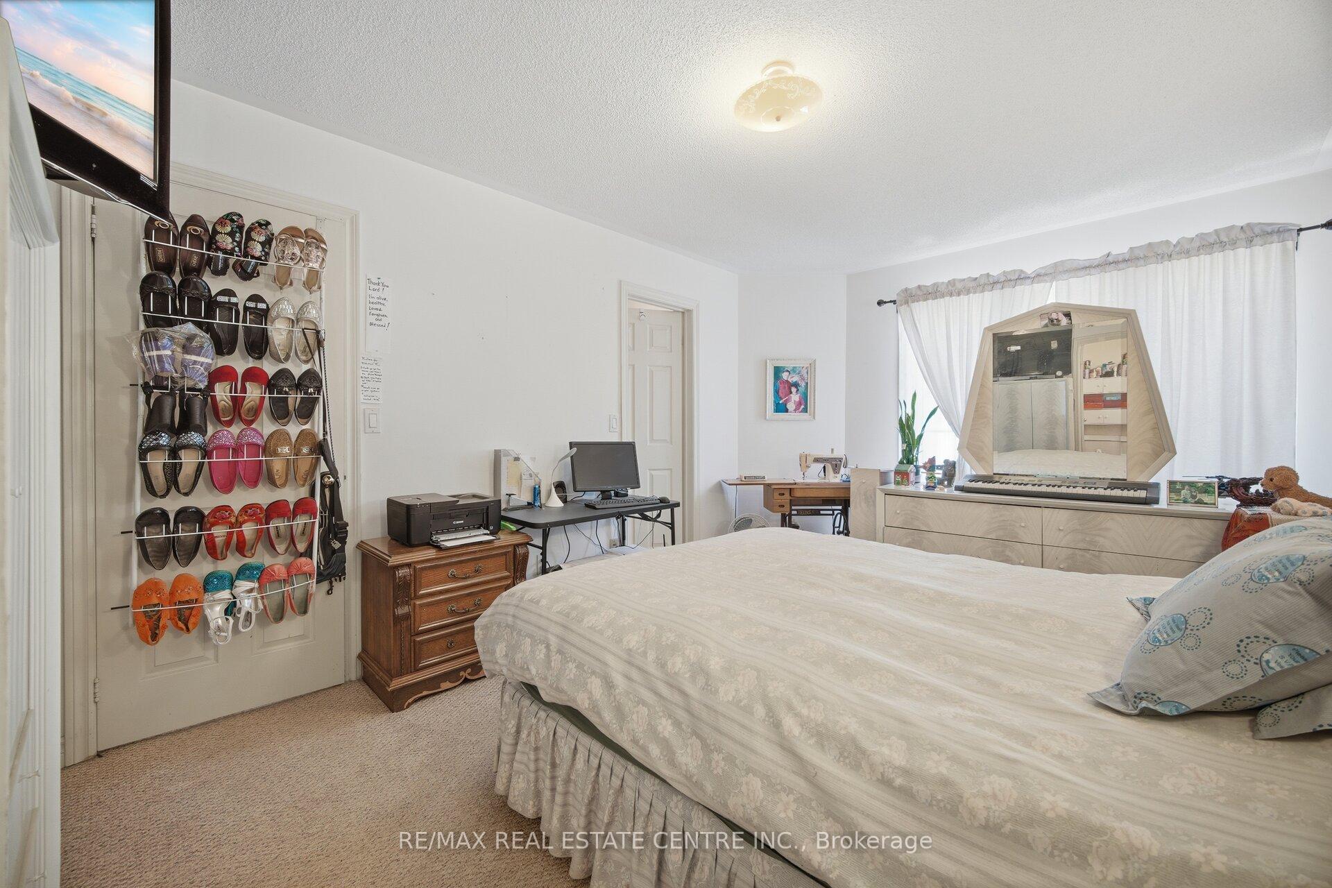 Photo 27 of Unit 2, 3 Hartnell Square, Brampton, Central Park — HOMEH