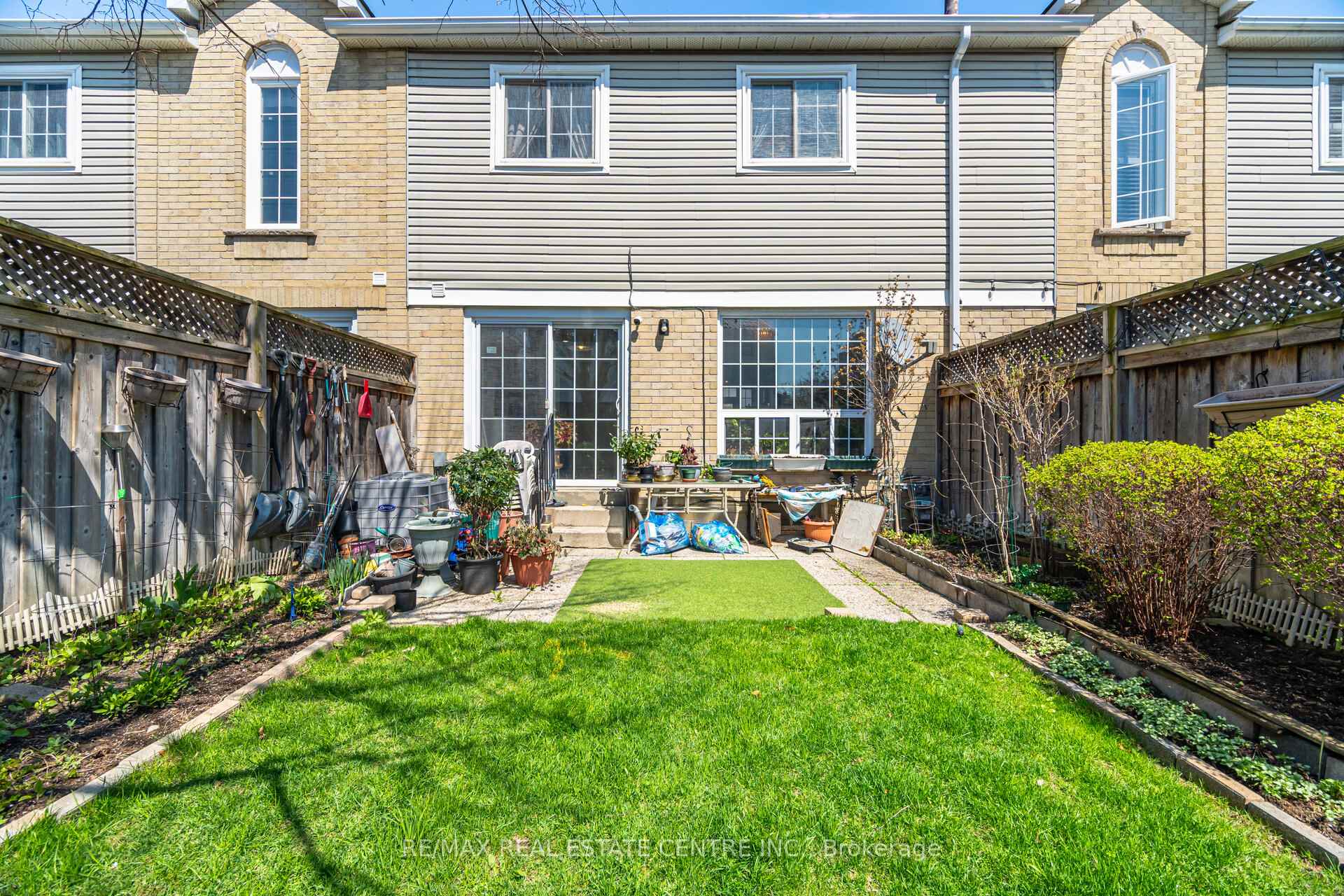 Photo 34 of Unit 2, 3 Hartnell Square, Brampton, Central Park — HOMEH