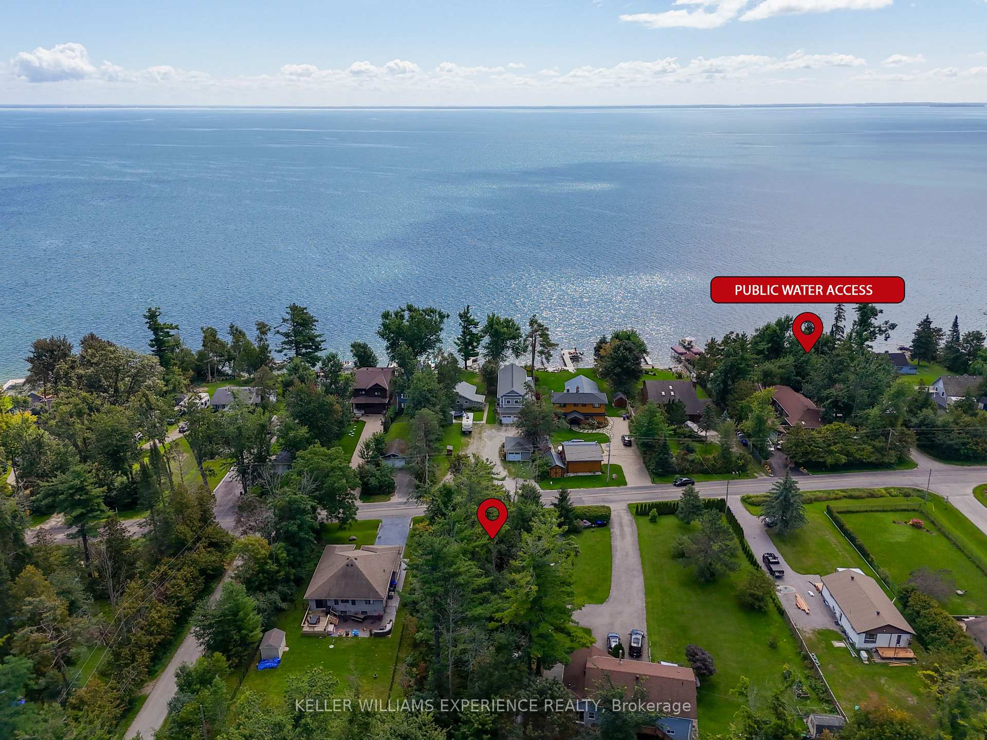 Photo 1 of 108 Lakeshore Road E, Oro-Medonte, Rural Oro-Medonte — HOMEH