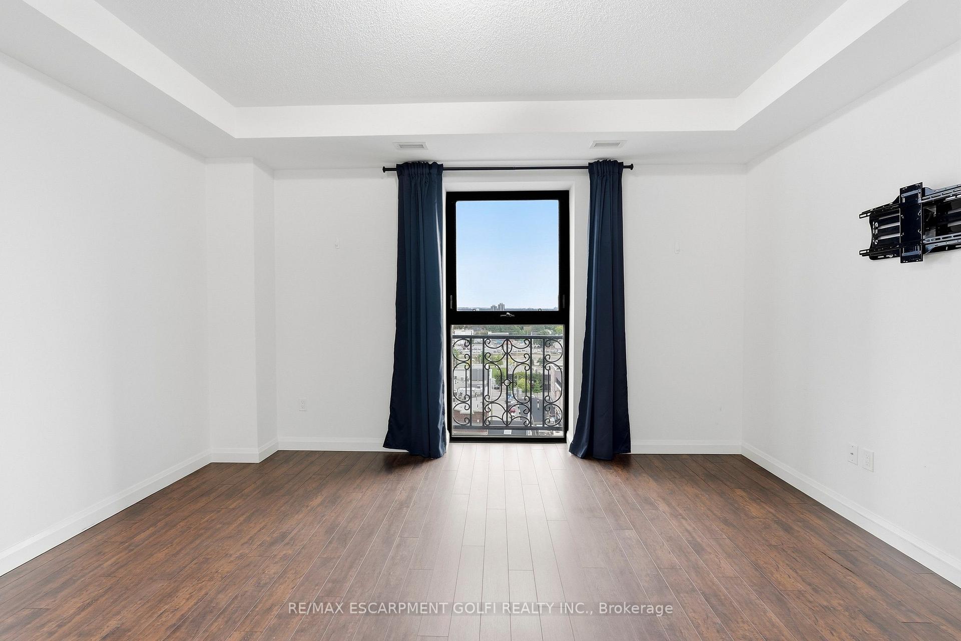 Photo 14 of Unit 801, 112 King Street E, Hamilton, Beasley — HOMEH